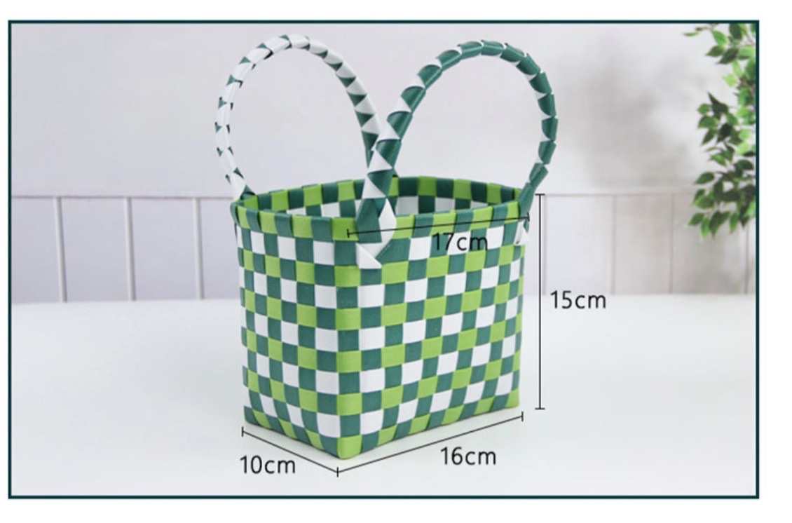 Dopamine small baskets, hand-woven gift baskets, colorful hand-carried baskets, small vegetable baskets, wholesale at street stalls and night markets Application Scenario