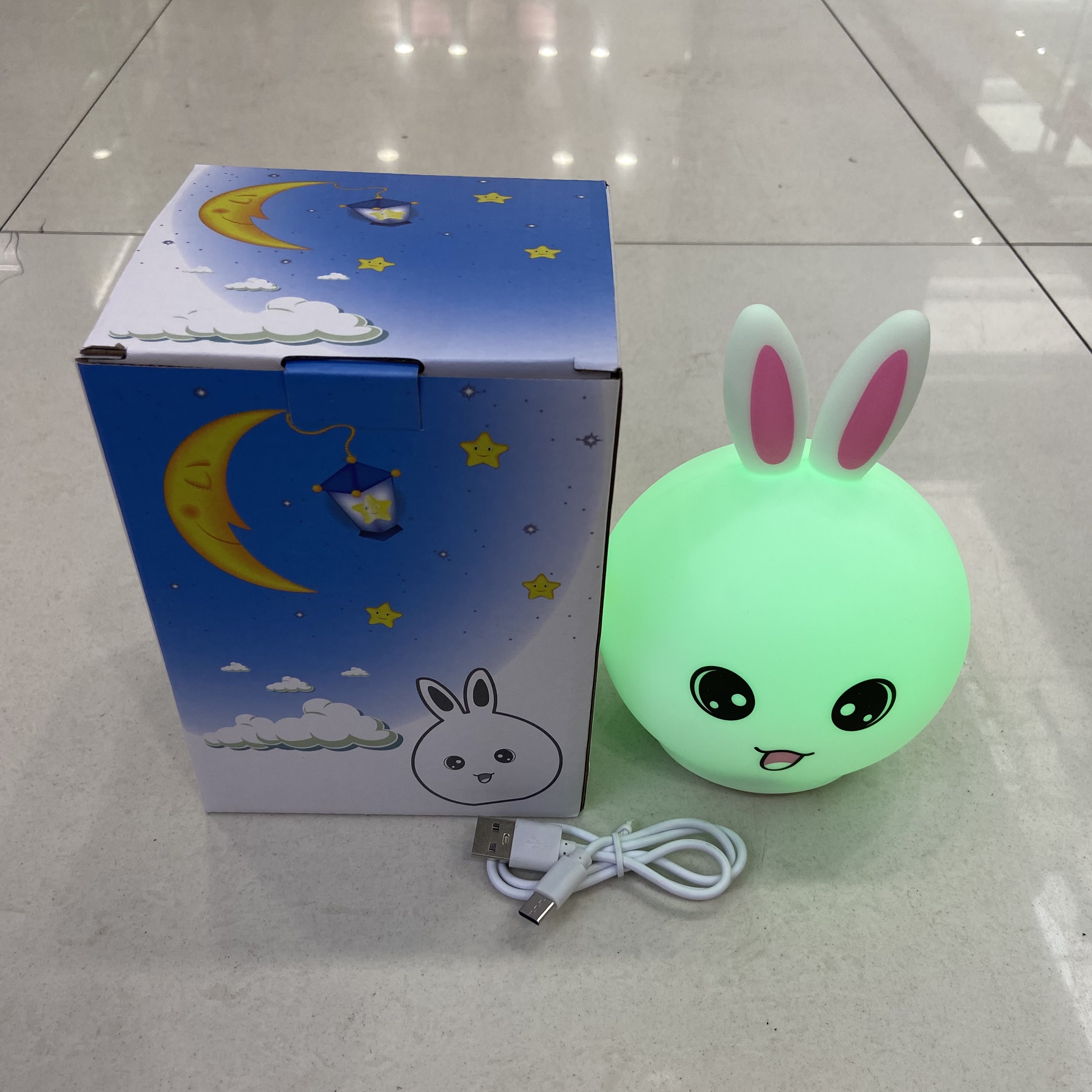 硅胶拍拍灯 渐变儿童卡通兔子发光USB充电拍拍小夜灯
