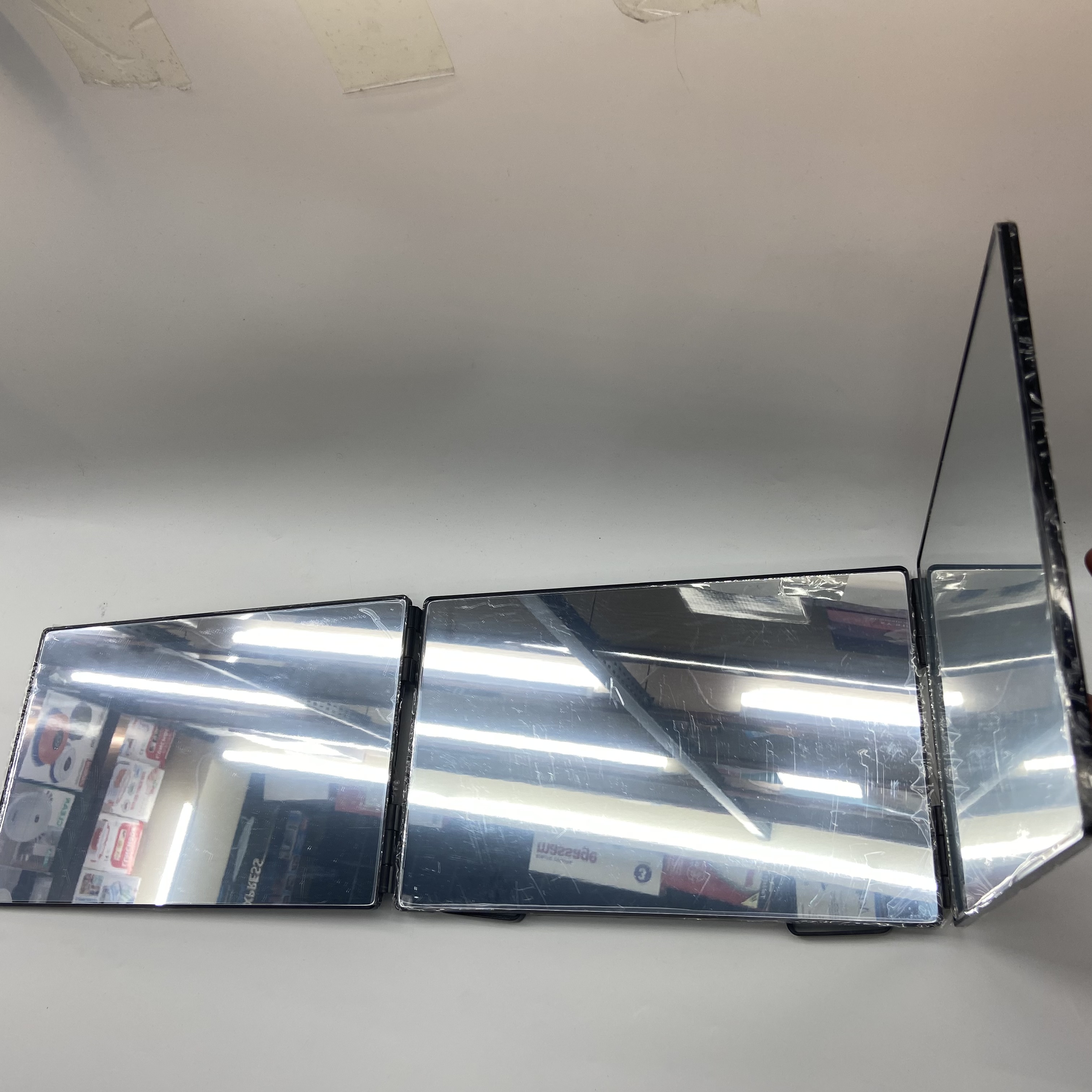 挂钩镜子白底实物图