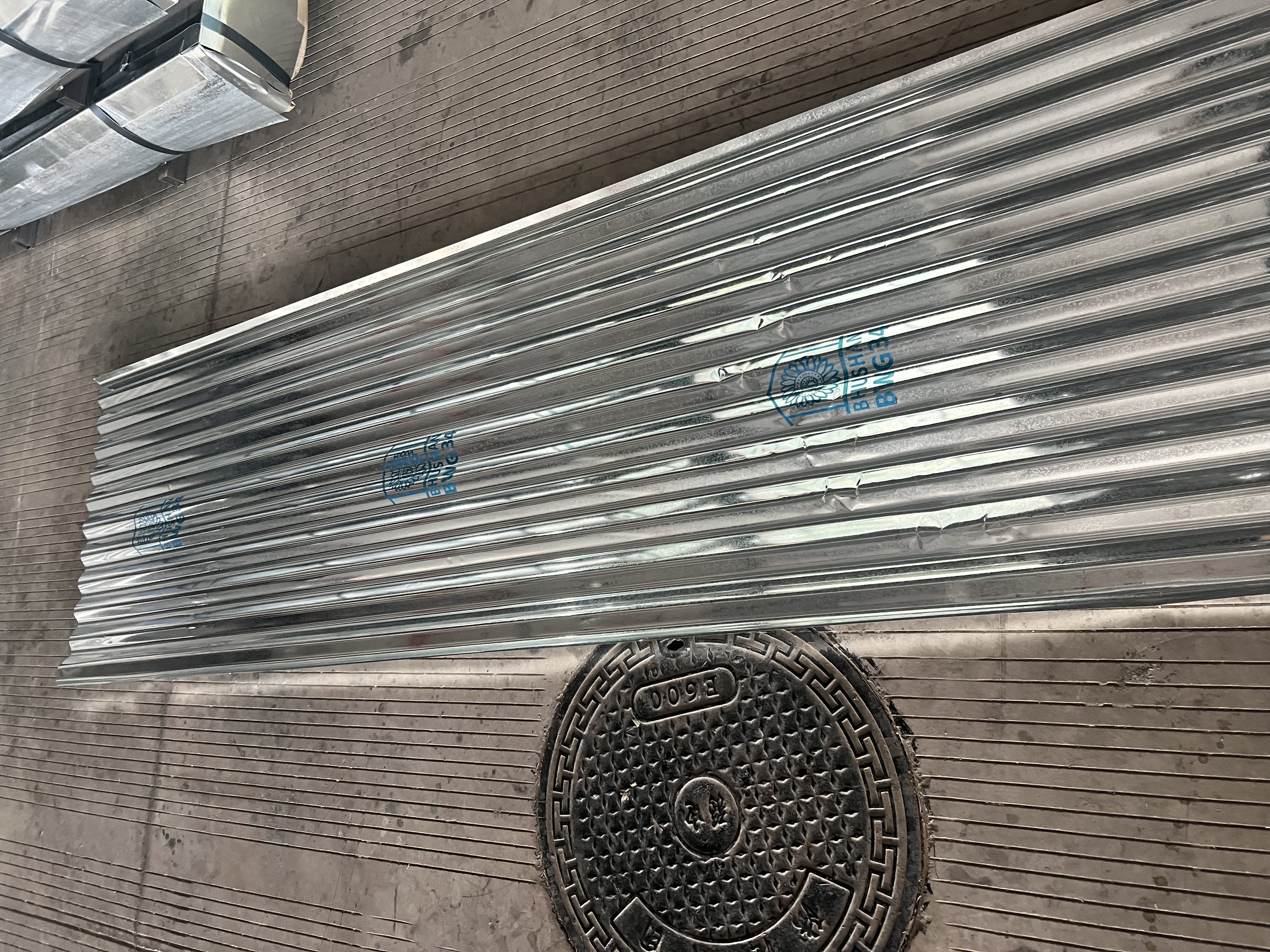 Galvanized corrugated tile 9