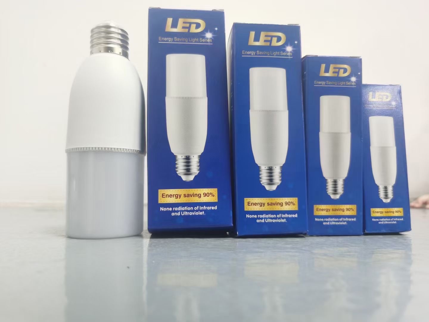 Led Cylindrical Bulb Light full figure