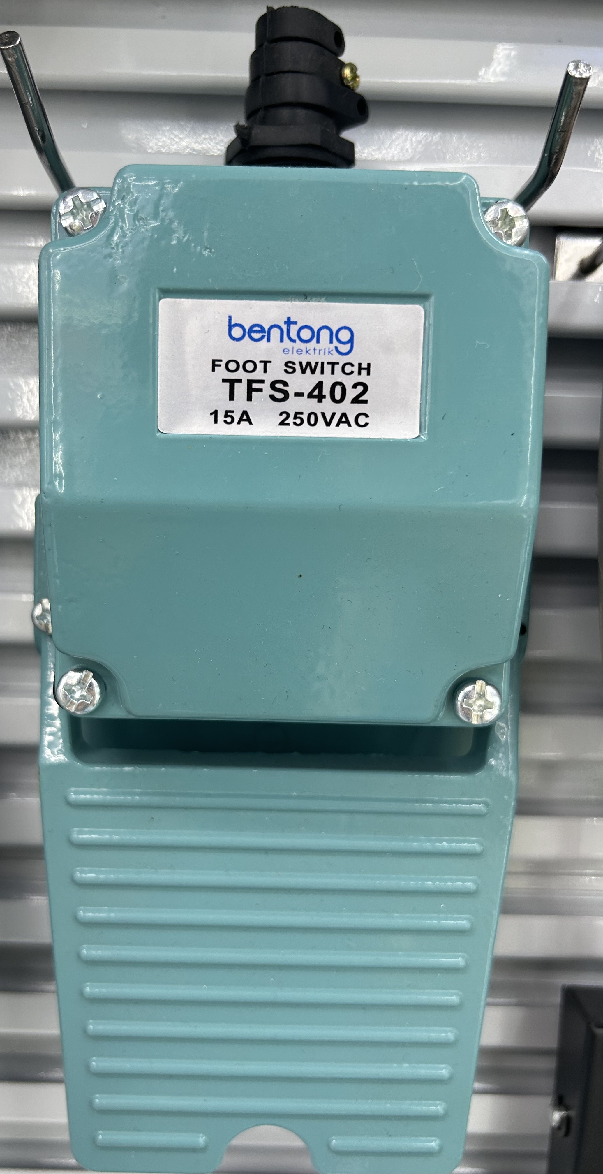 【Bentong】脚踏开关 TFS-402 15A/250VAC