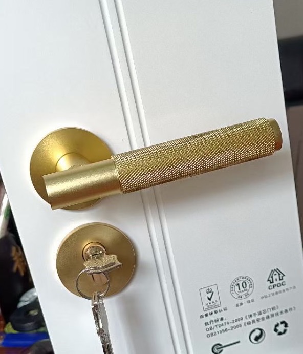 New Zinc Alloy Simple Door Handle