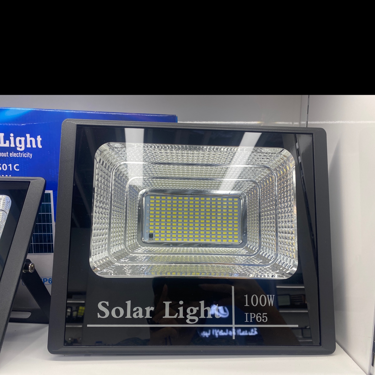النور يضيء من الشمس: الشمس تشرق بدون كهرباء!100w details Picture