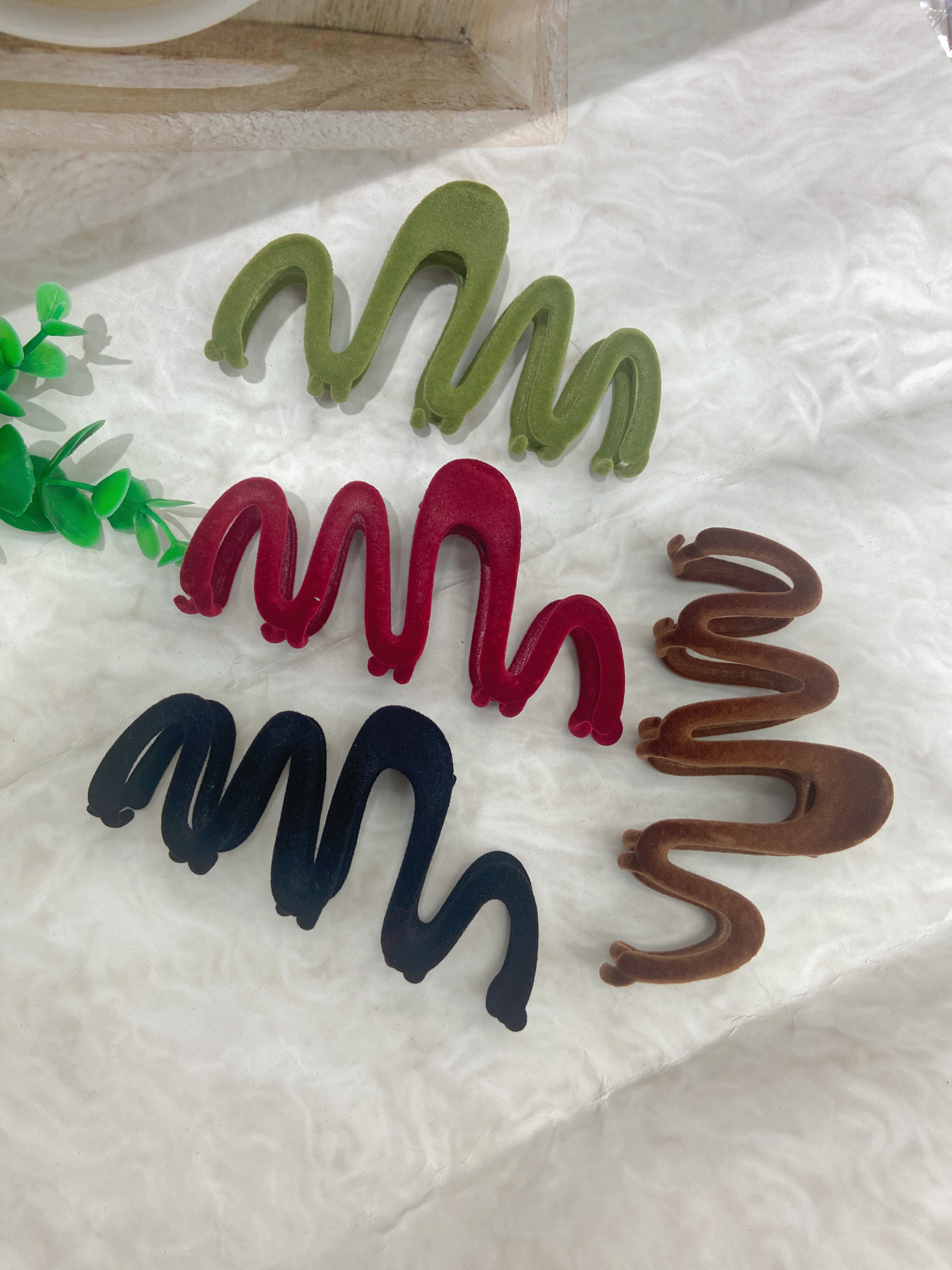 Flocking Claw Clip