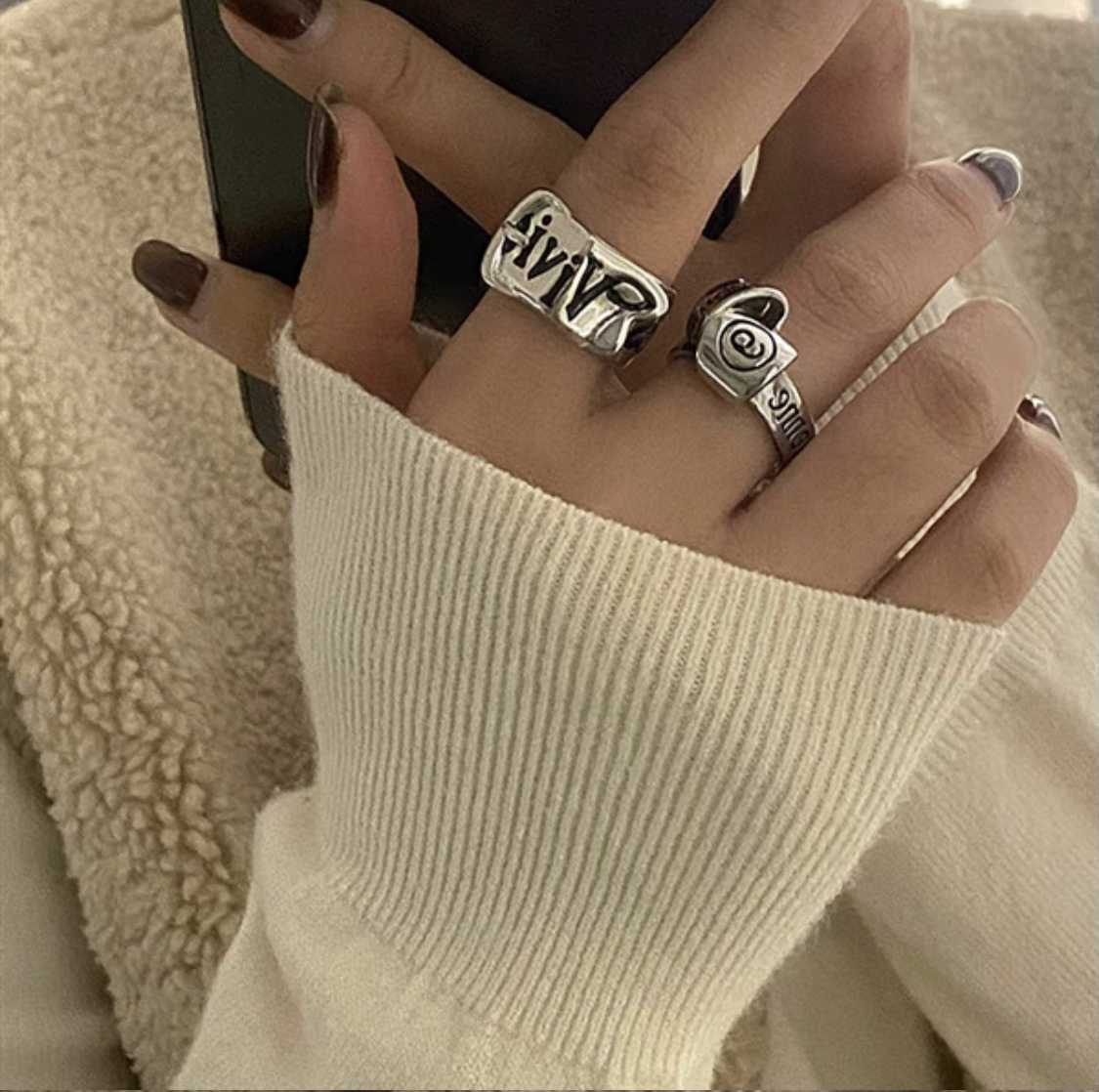 Original Design Niche Premium Sense Dark Wind Open Letter Drip Ring Female Specification drawing