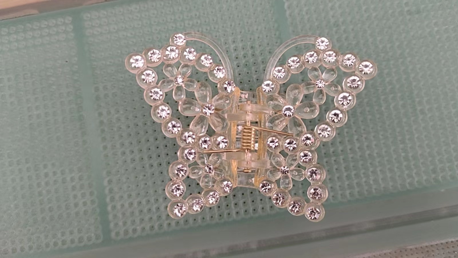 发爪/网红爆款/镶钻抓夹产品图