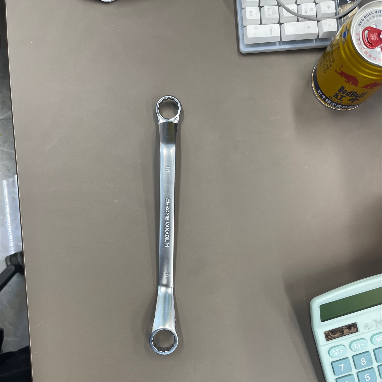 Bright surface of the box wrench hardware tool