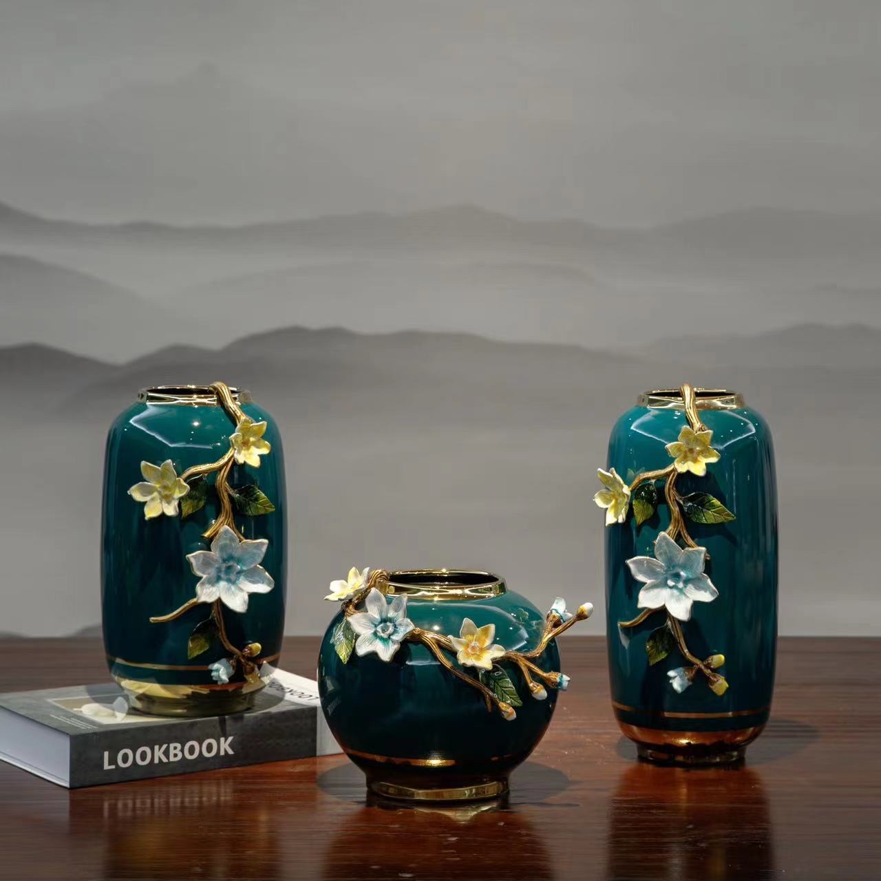 Ceramic handicraft ornaments, enamel painting craftsmanship Application Scenario