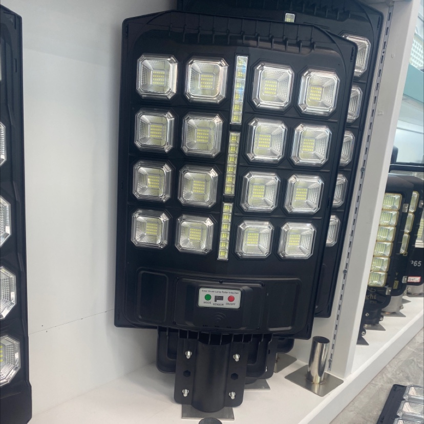 Solar Split Street Light 10