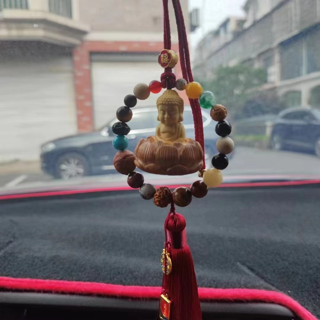 Boxwood, peach wood 18-seed lotus 🪷, Buddha 's chariot hanging Application Scenario