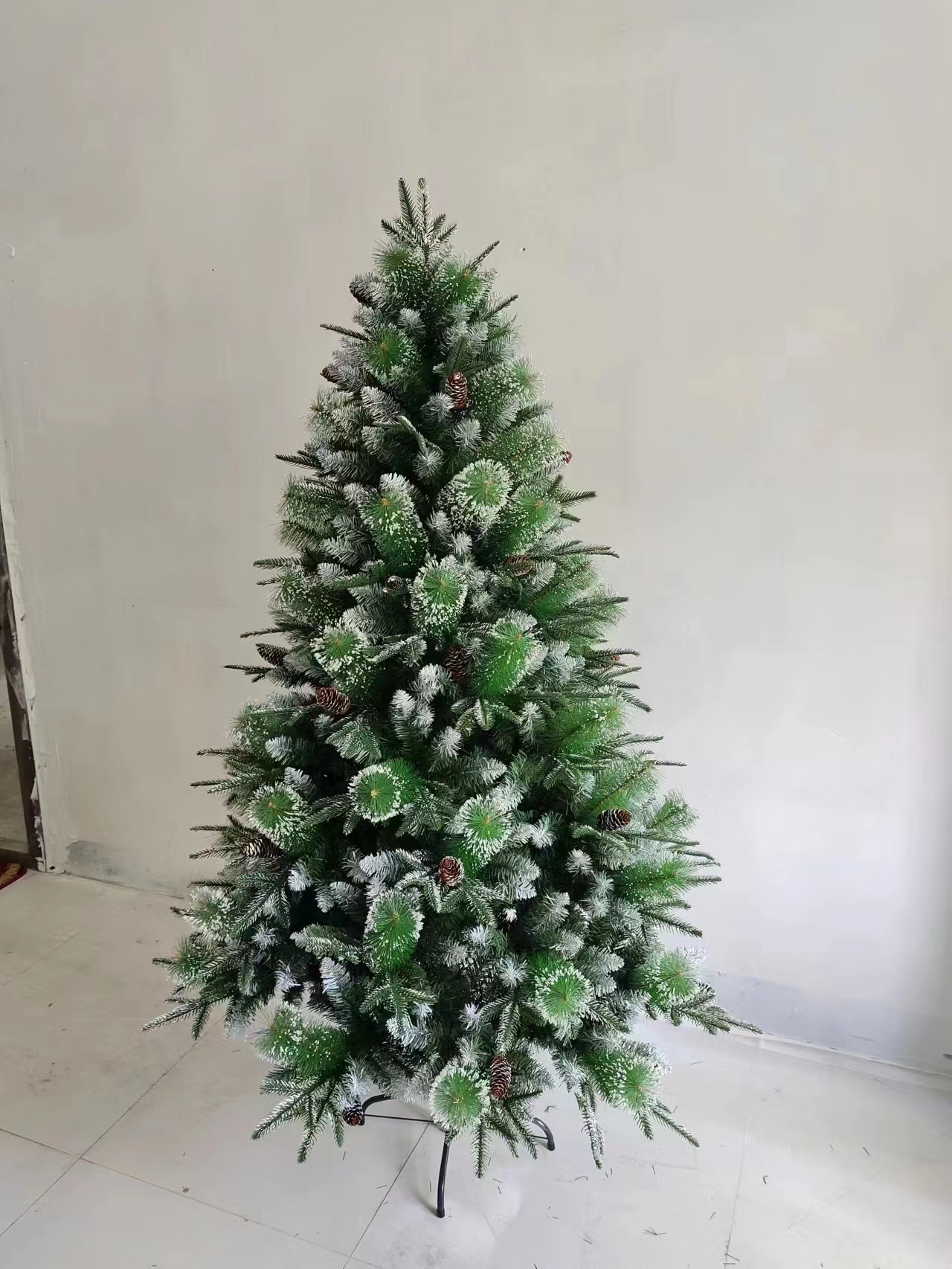 1.8M high-end mixed tree 3 pic 1