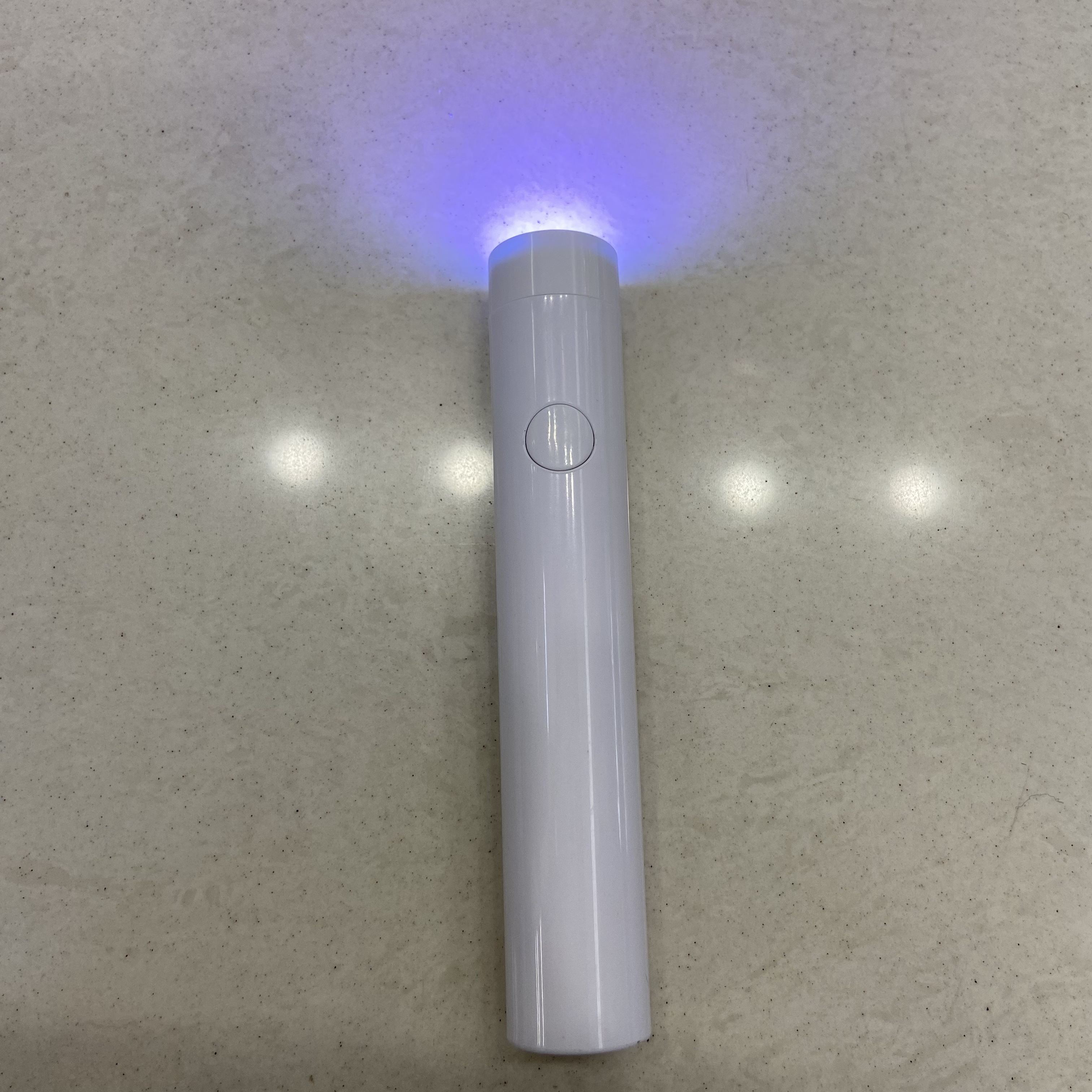 美甲机、光疗灯实物图