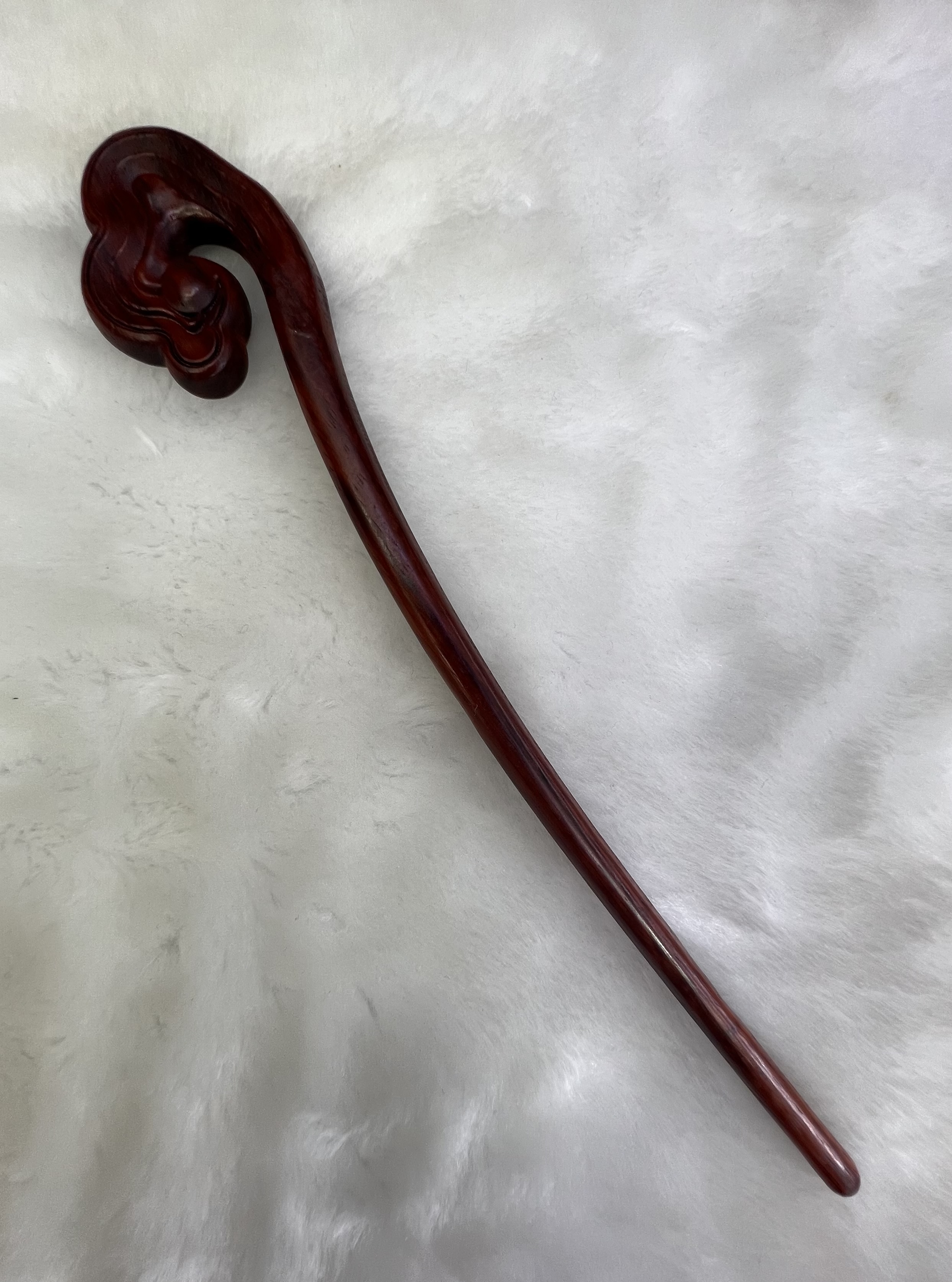 Wholesale natural rosewood hairpins, exquisitely carved in a retro style, essential accessories for Hanfu! Don't Application Scenario