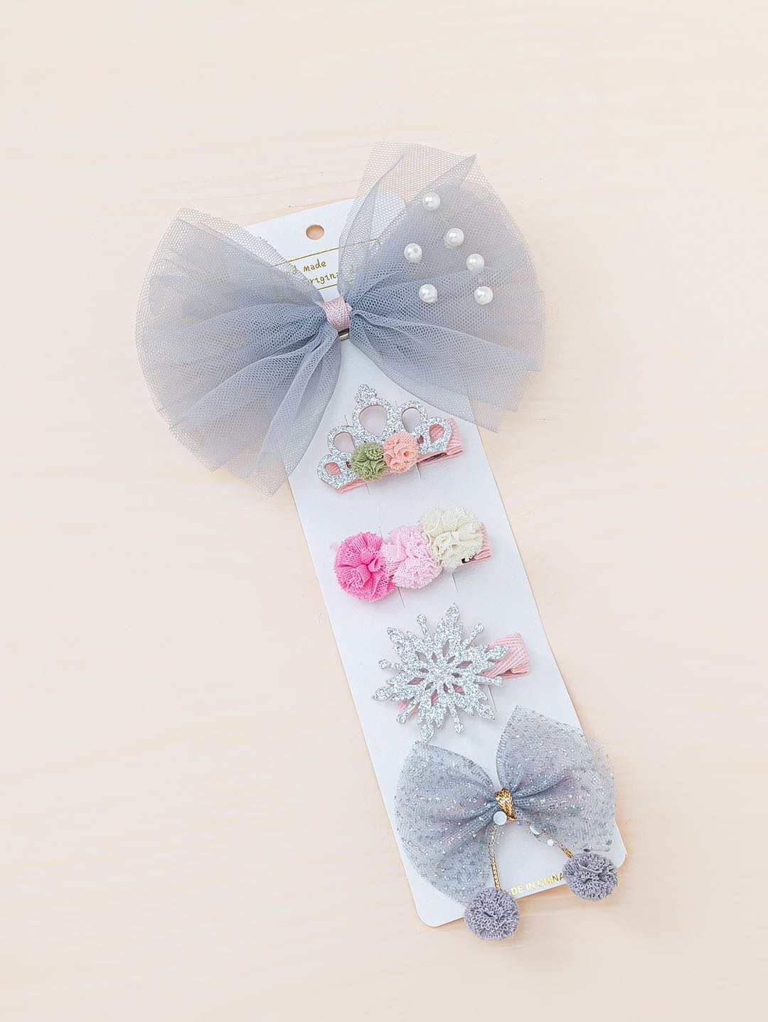 Yiwu small Commodities Wholesale gifts: Bows, hair accessories, children's hair clips, dance training classes, gift hair clips and headwear for little girls Application Scenario