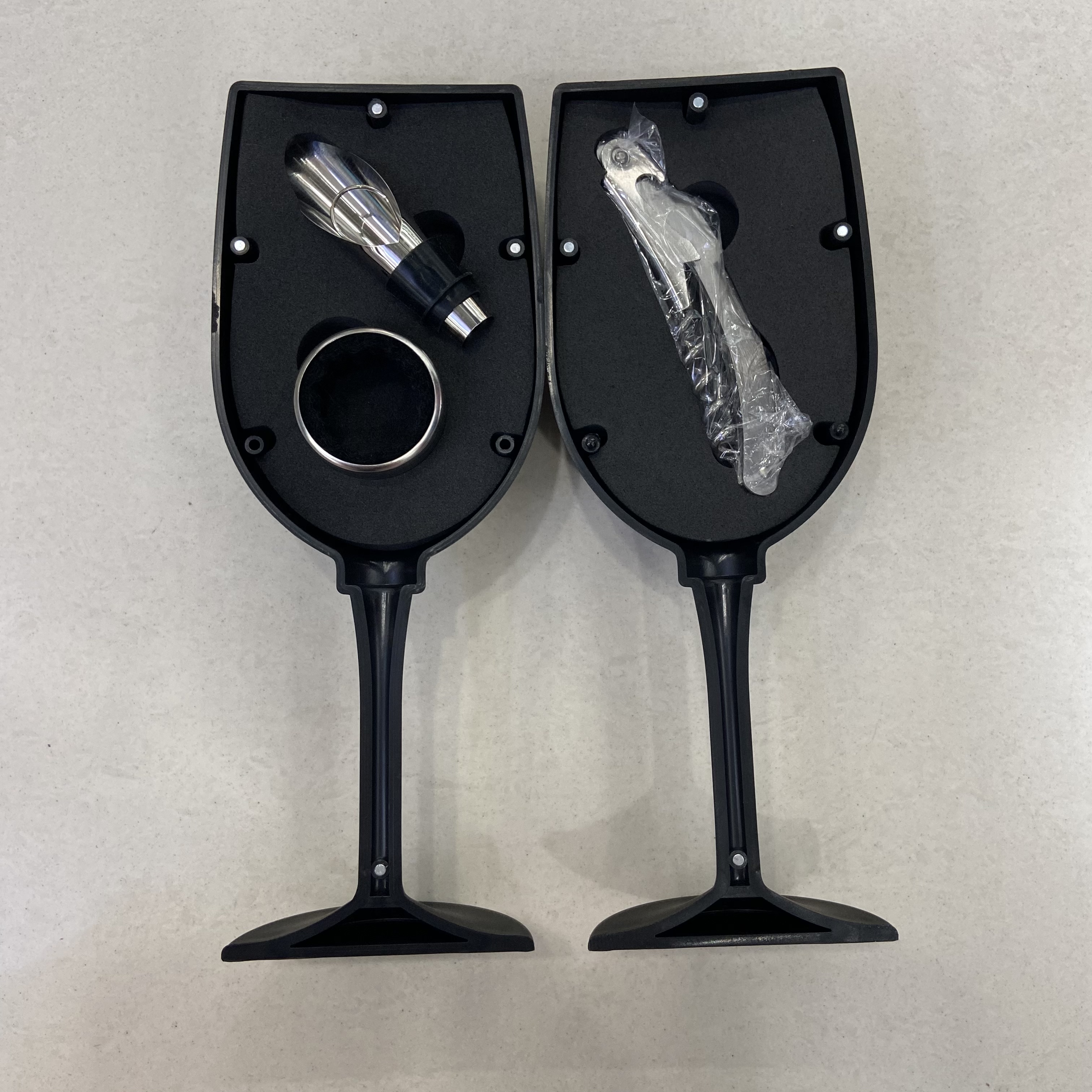 开酒瓶细节图