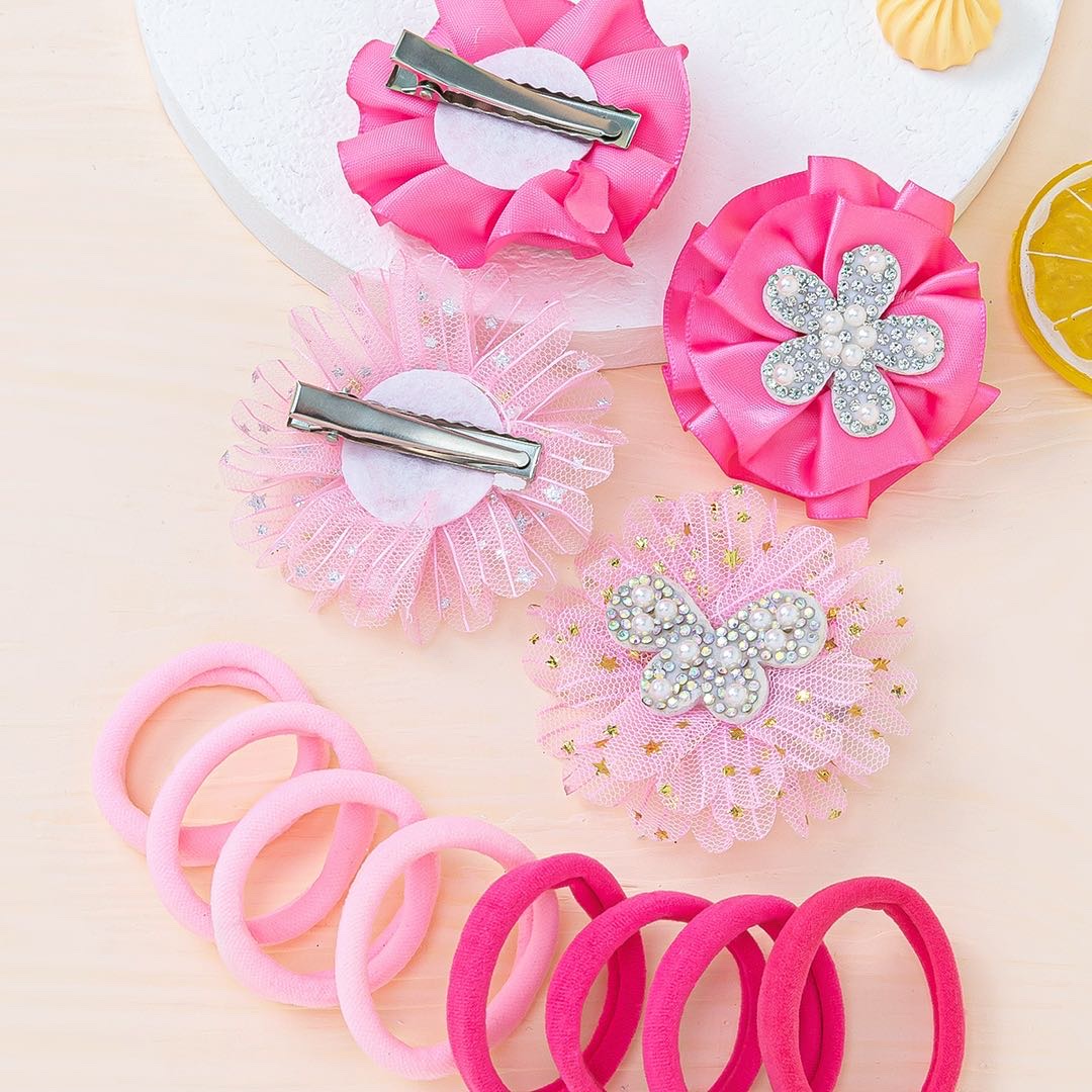 Yiwu Small Commodities Children's flower hair clips and rubber bands set, children's hair clips, little girls' cute and super adorable bow clips, baby clips, headwear, girls' hair clips, hair bands and rubber bands Application Scenario
