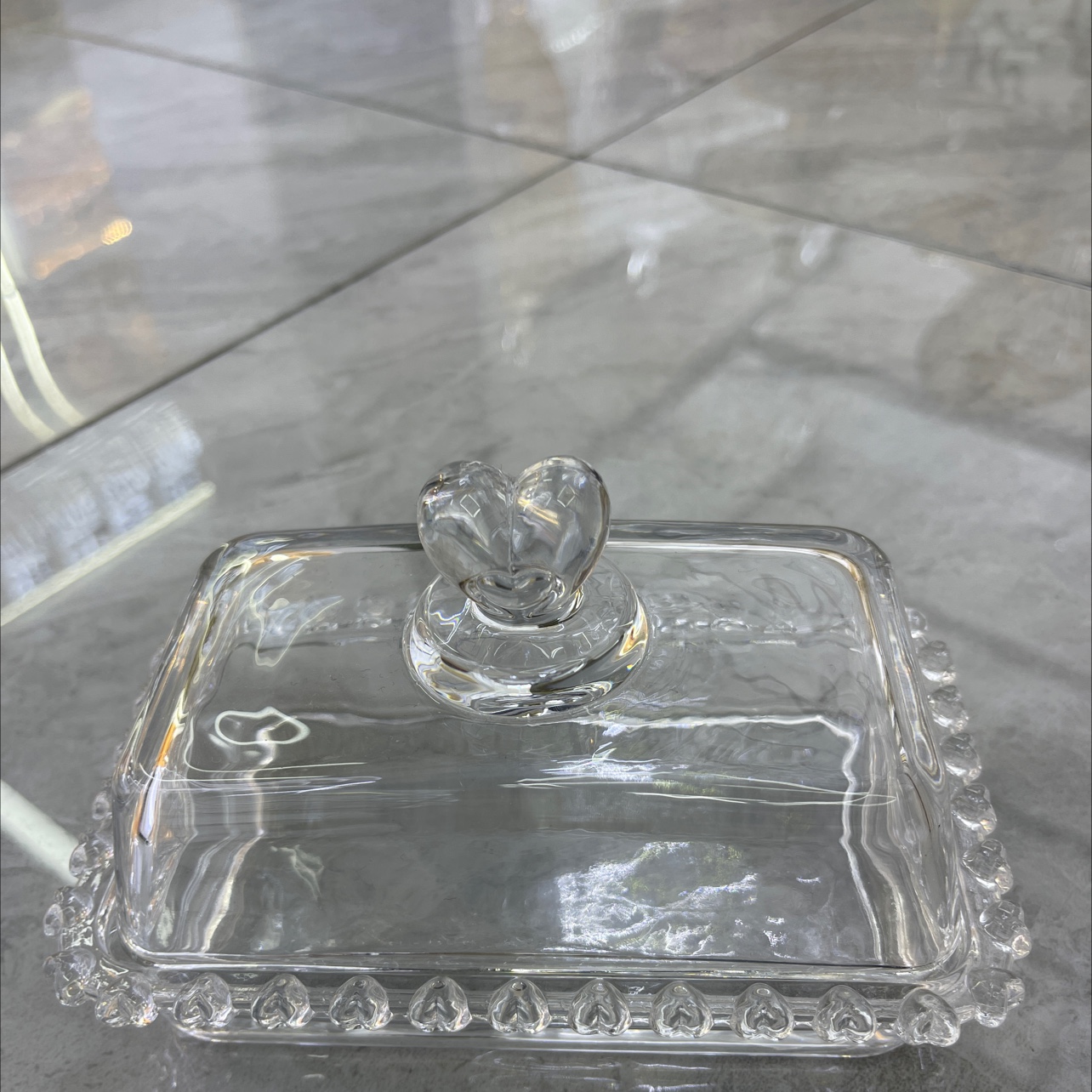 国际商贸城一区十三号门荣山玻璃养花富贵竹烛台香薰炉摆件067