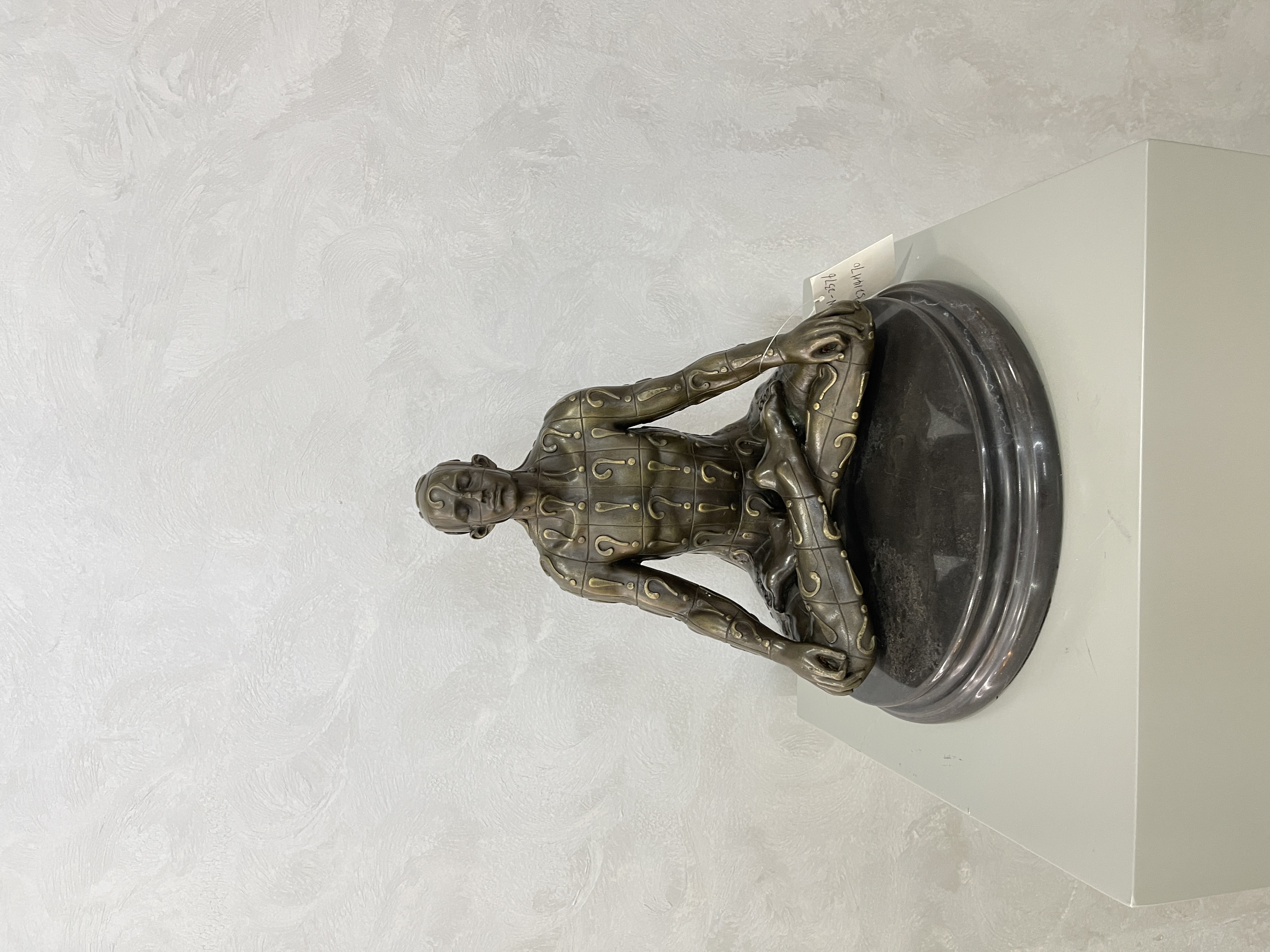 Modern abstract figure sculptures made of brass ornaments Specification image