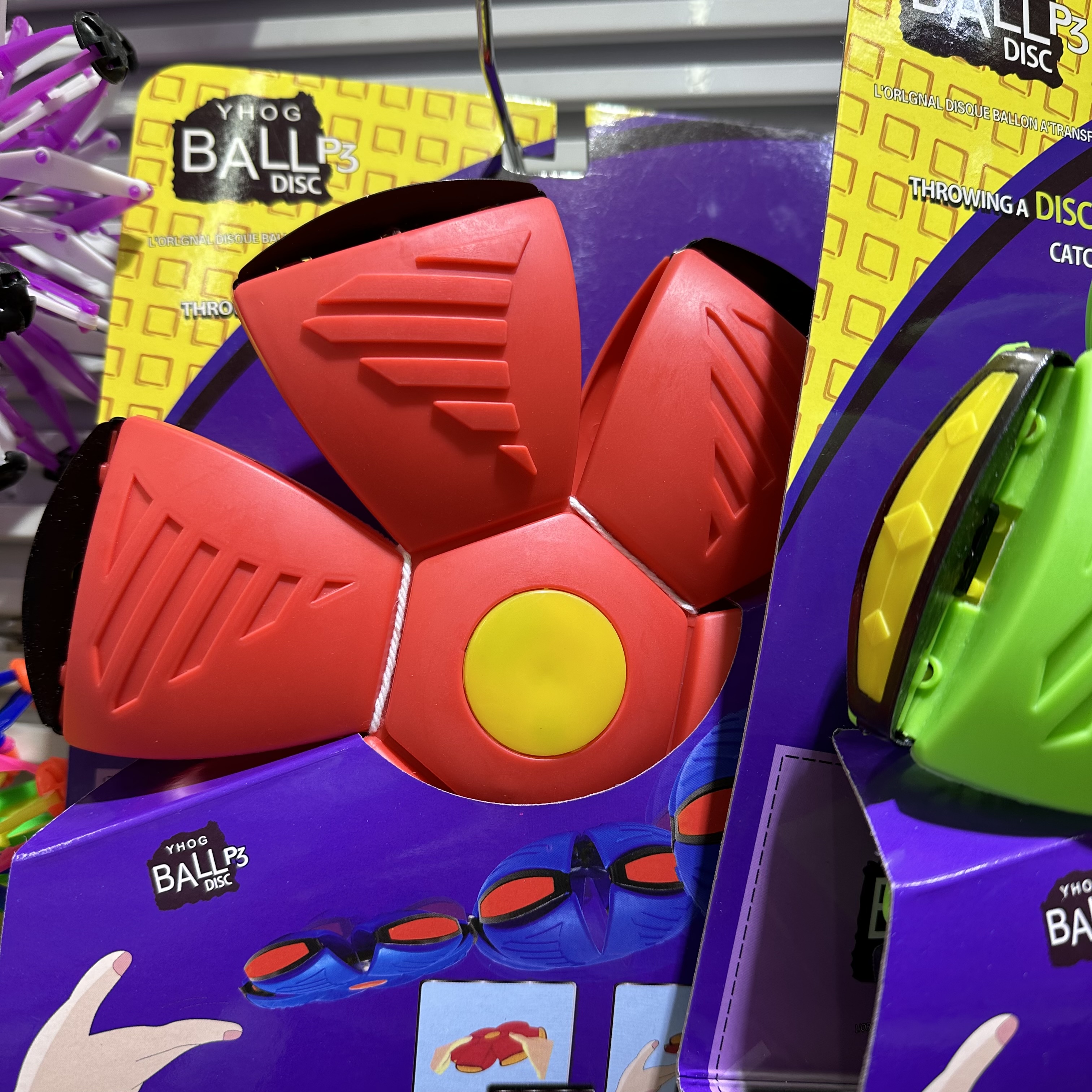 Luminous flying saucer balls, bouncing bouncing balls, elastic balls, outdoor parent-child interactive children's toys, 3-light stepping balls, flying balls, wholesale toys Item Picture