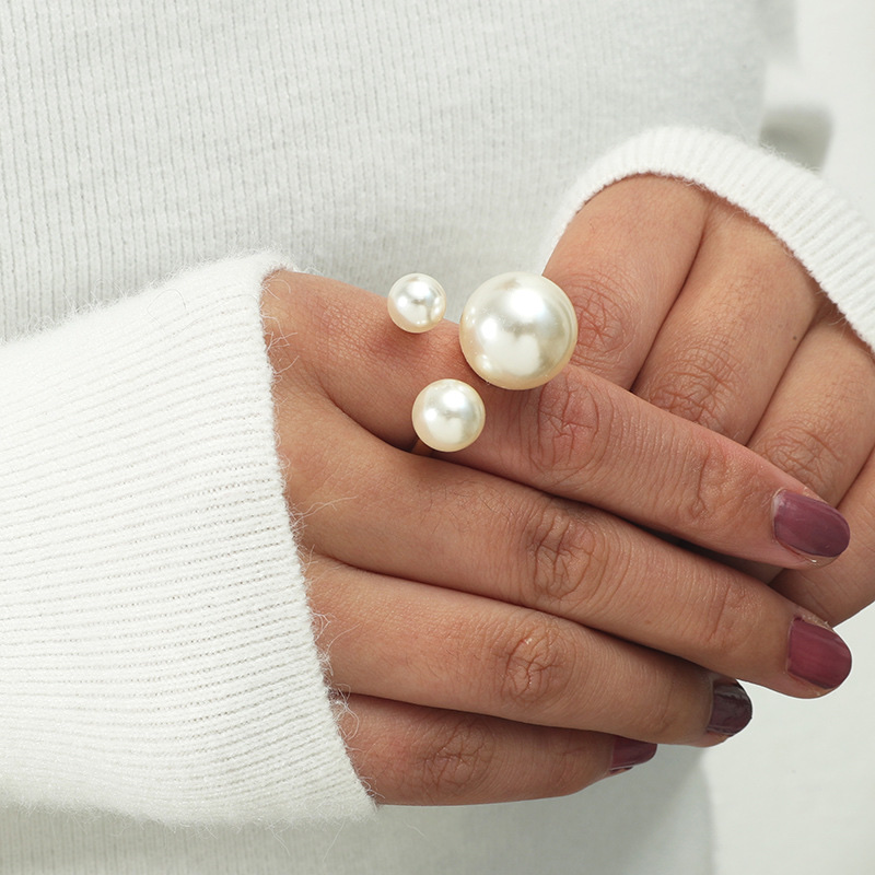 Pearl Ring 2 details Picture
