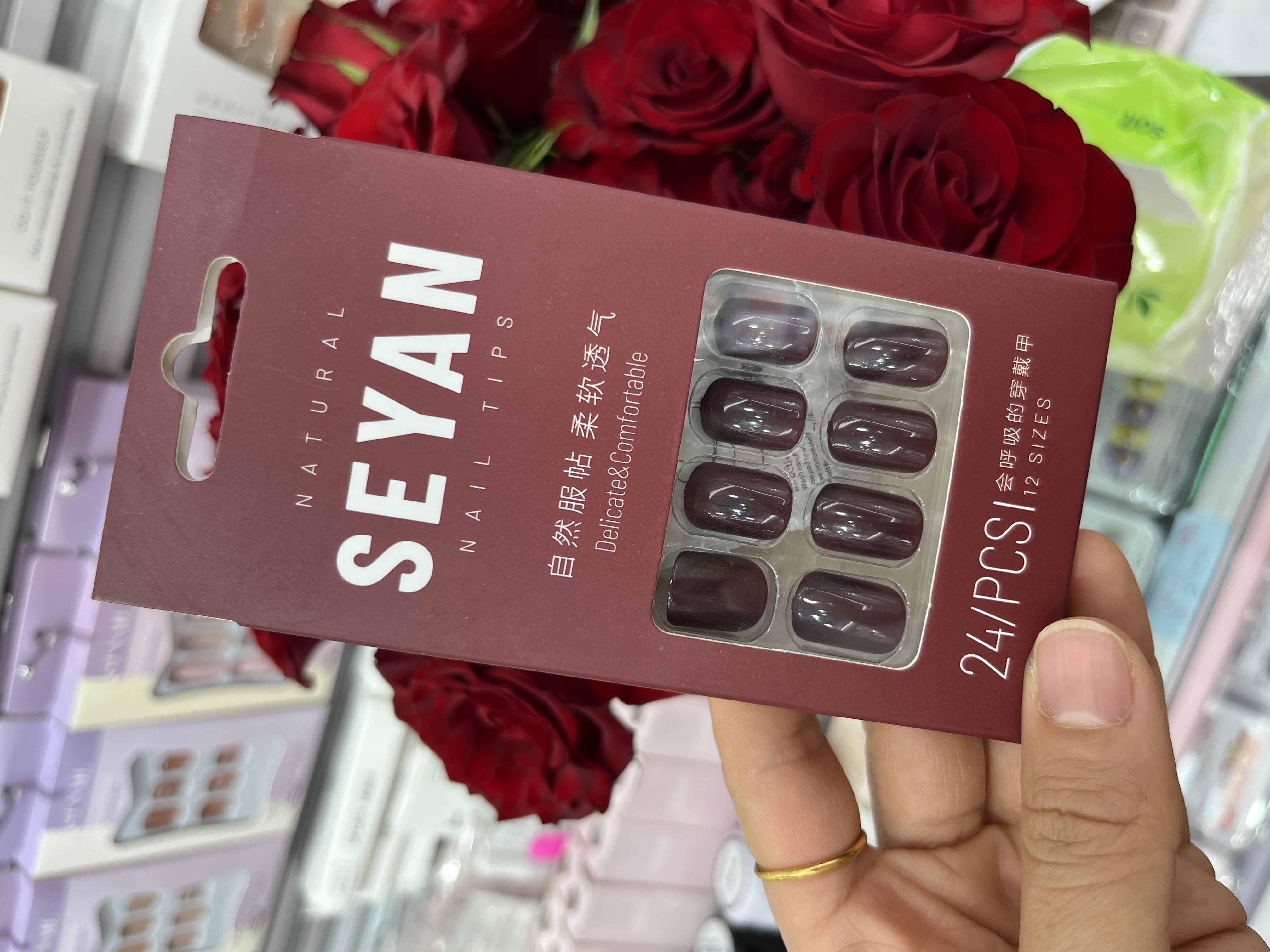 Nail art wearable nails, handcrafted nails, semi-handcrafted nails, pure handcrafted nails