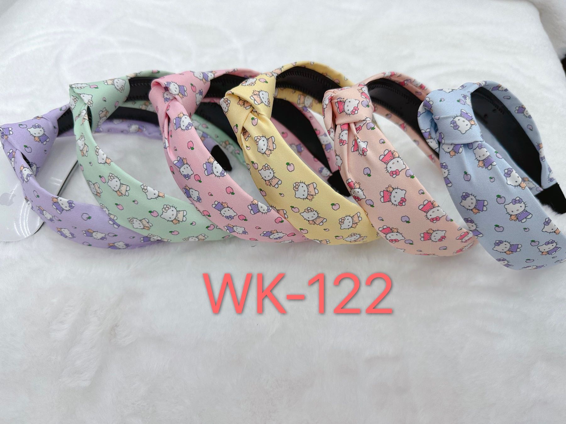 Wei Wei Jewelry Small Fresh Light Color Multicolour Floral Fabric Plastic Bottom Buckle Knotted Head Buckle Wei Wei Jewelry Small Fresh Light Color Multicolour Floral Fabric Plastic Bottom Buckle Knotted Head Buckle Item Picture