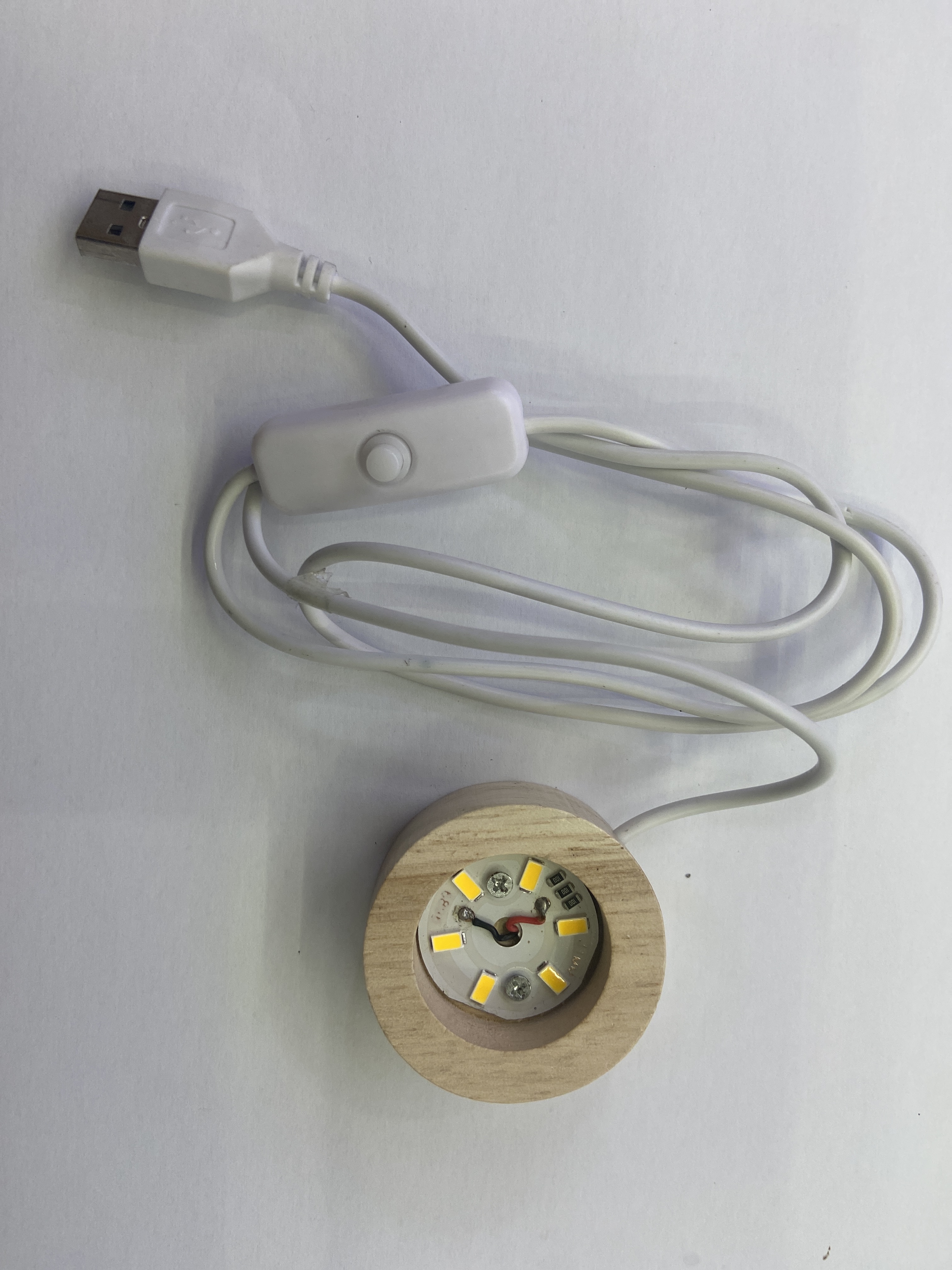 实木圆形发光水晶底座灯