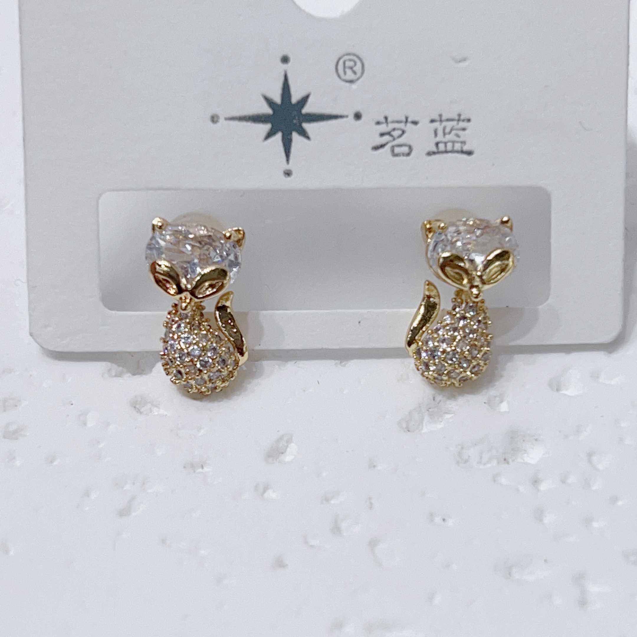 锆石耳饰饰品饰品耳环耳环羽毛耳环产品图