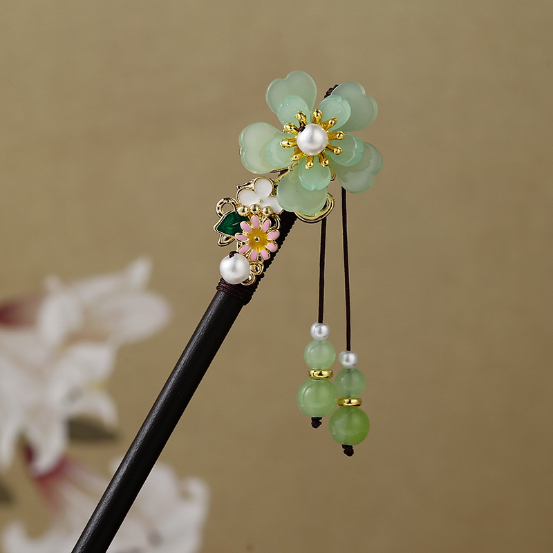 Antique Hairpin Fringe Step Jigger Wood Hairpin Female Imitation Ebony Headwear Hairpin Hanfu Accessories Ancient Hairpin Hair Application Scenario