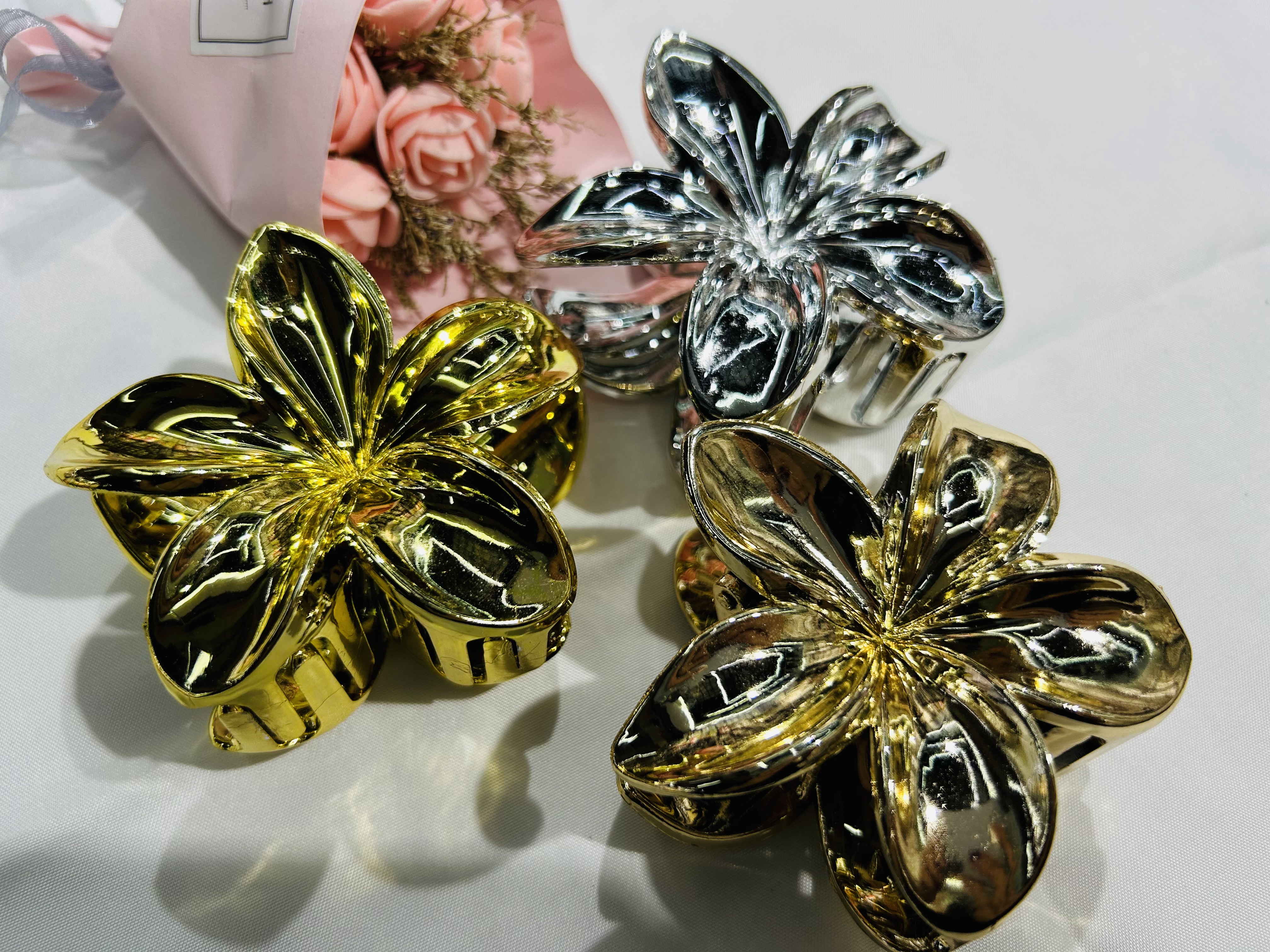 8 centimeters frangipani details Picture