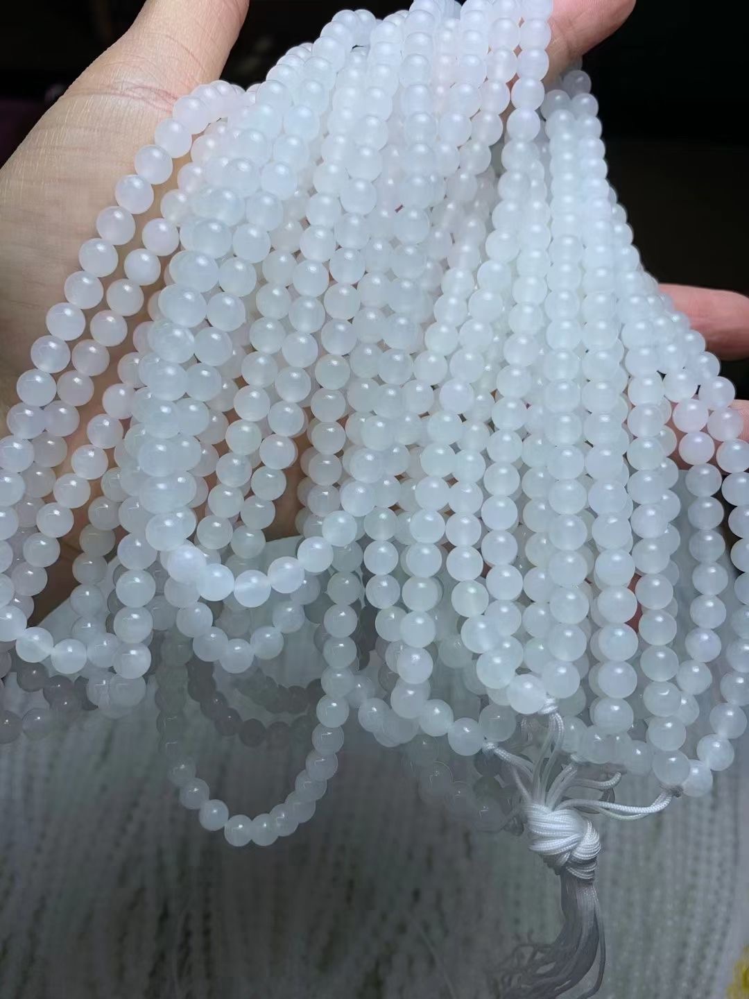 Natural Hetian white jade 6mm 108-bead bracelet for women details Picture