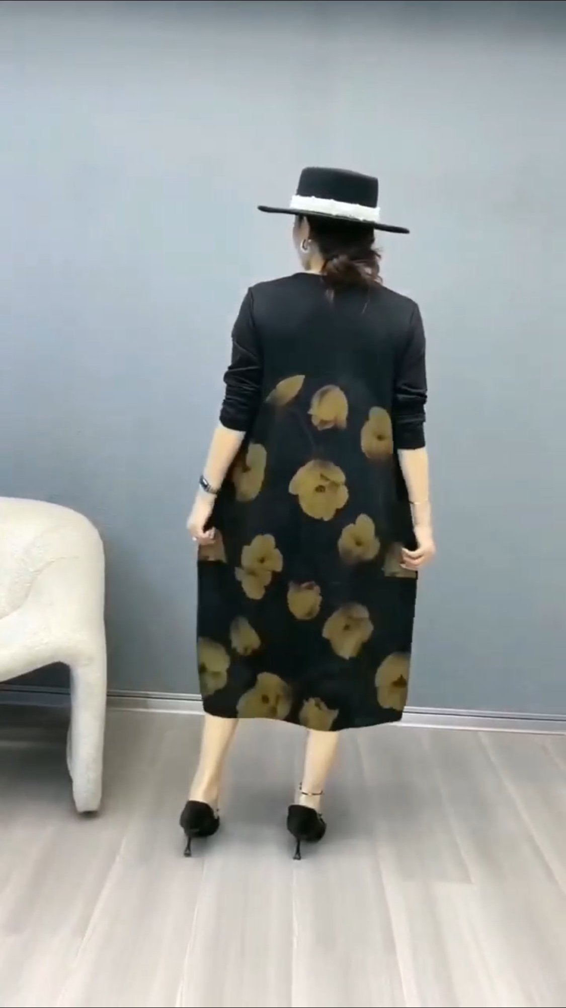 2023 New women's autumn and winter long-sleeved dress with printed pocket Application Scenario