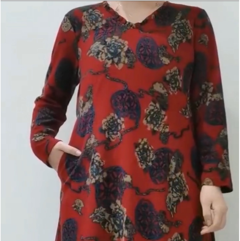 2023 New women's autumn and winter slanted pocket long-sleeved dress Loose dress Application Scenario