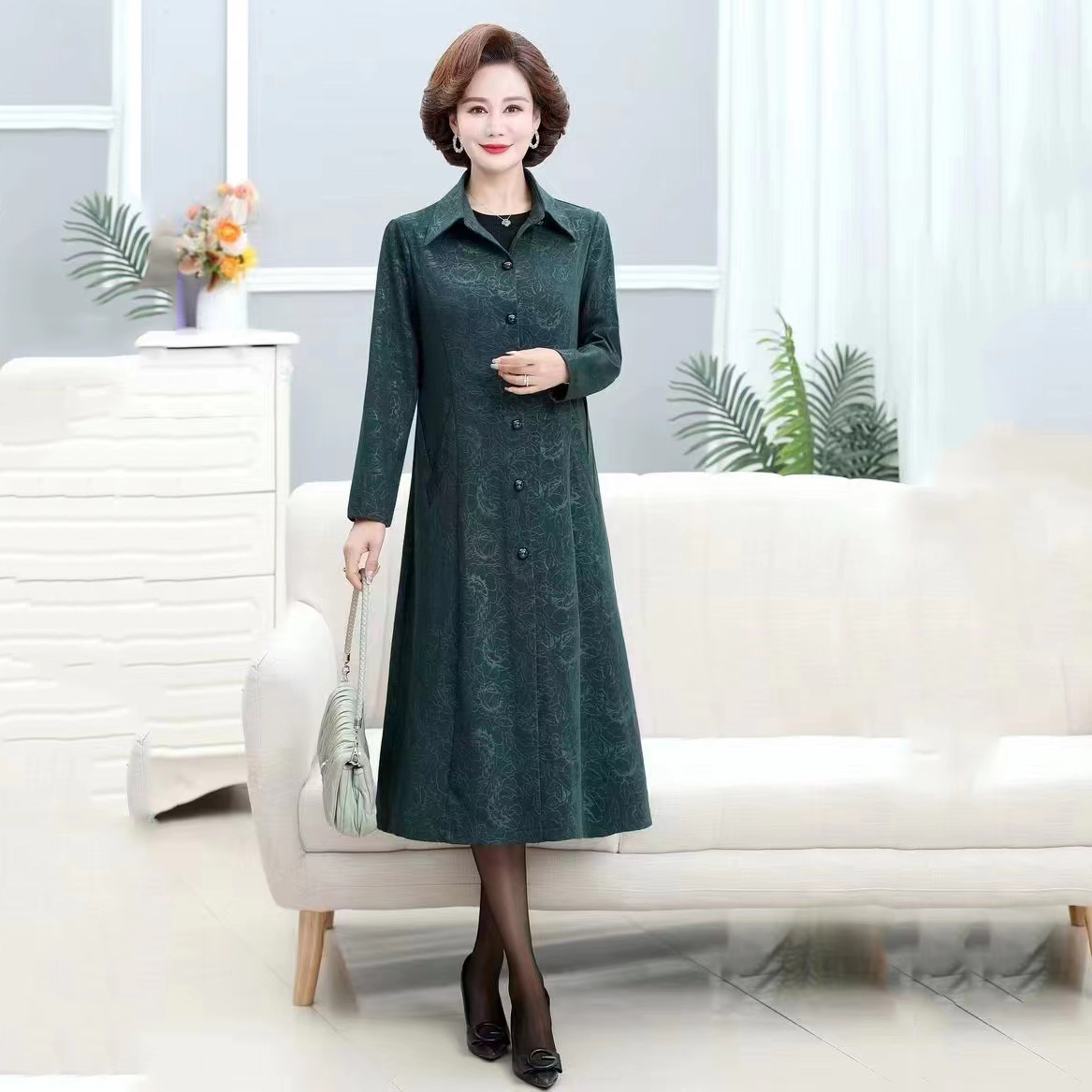 2023 new women's autumn and winter long sleeve clothes printed dark green trench coat