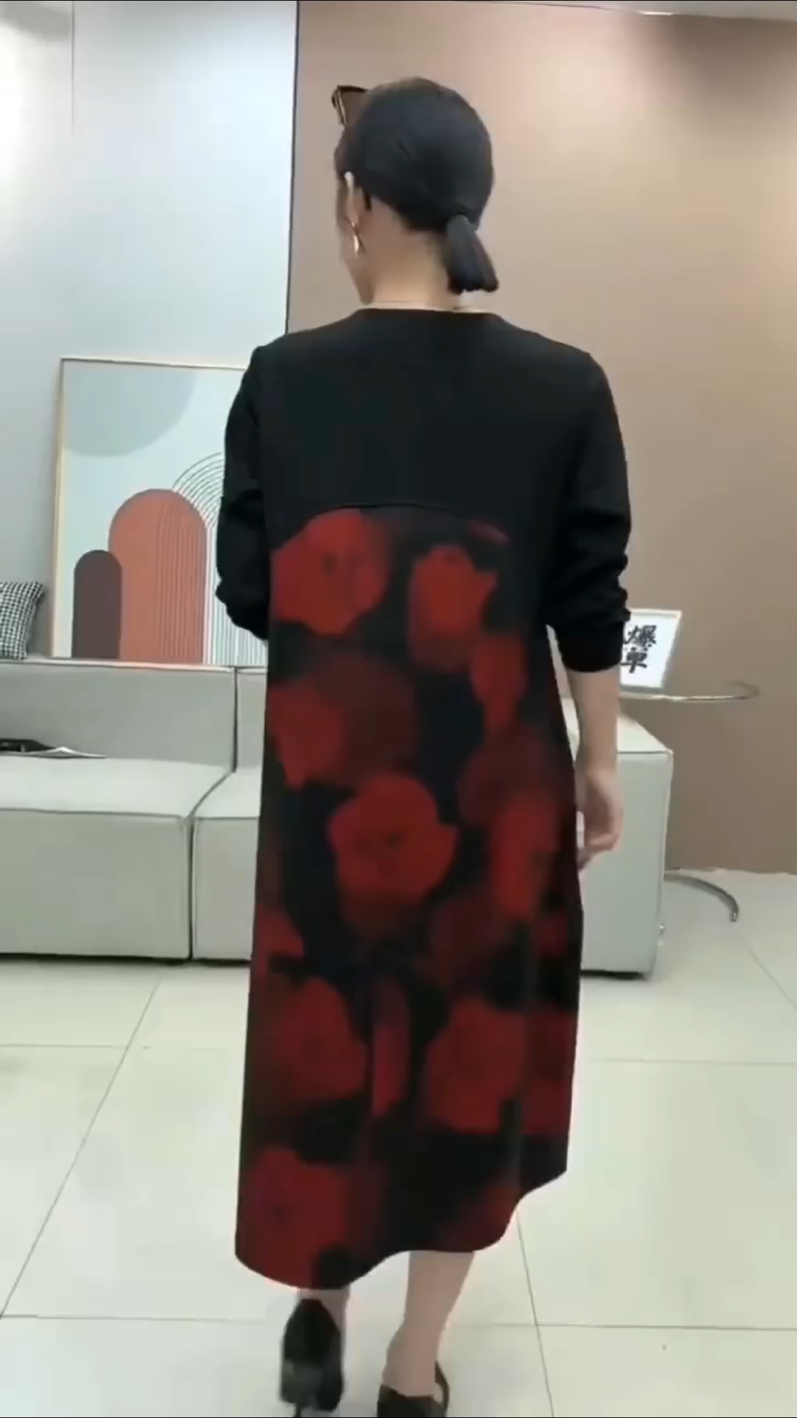 2023 New women's autumn and winter long-sleeved dress with open pocket Application Scenario