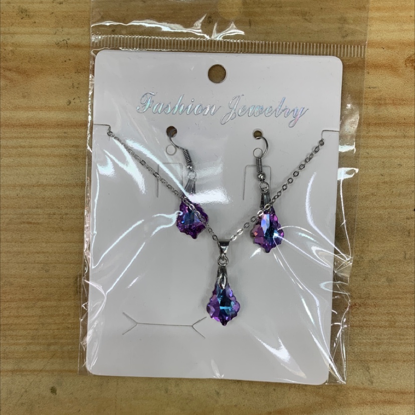 水晶吊坠套链细节图