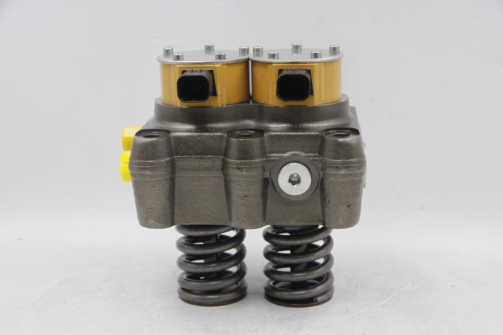 Engine fitting for Carter 320D diesel pump head F205100