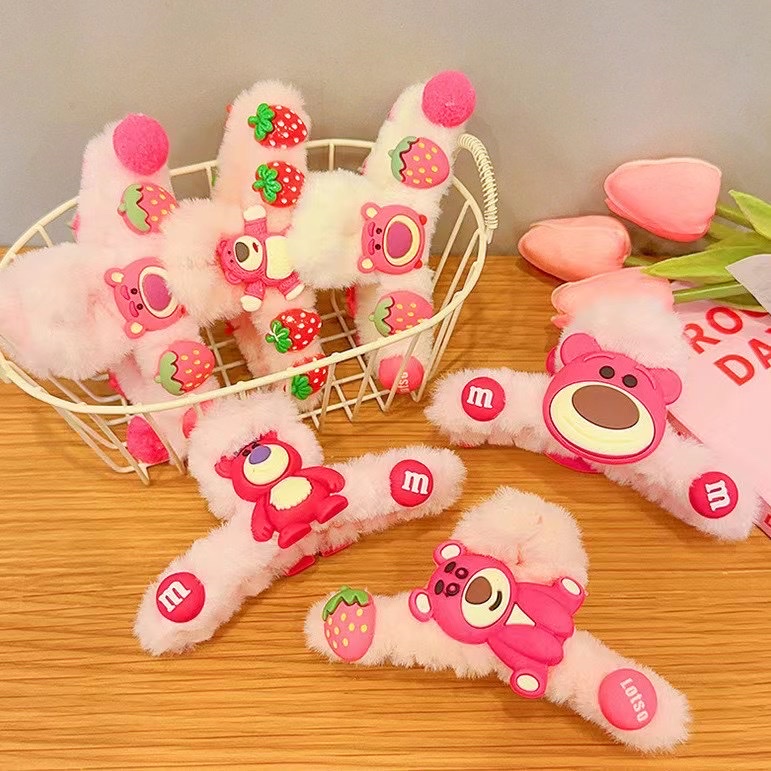 Korean-style plush hair clips and rubber band grabbers are popular and fashionable for children and adults details Picture