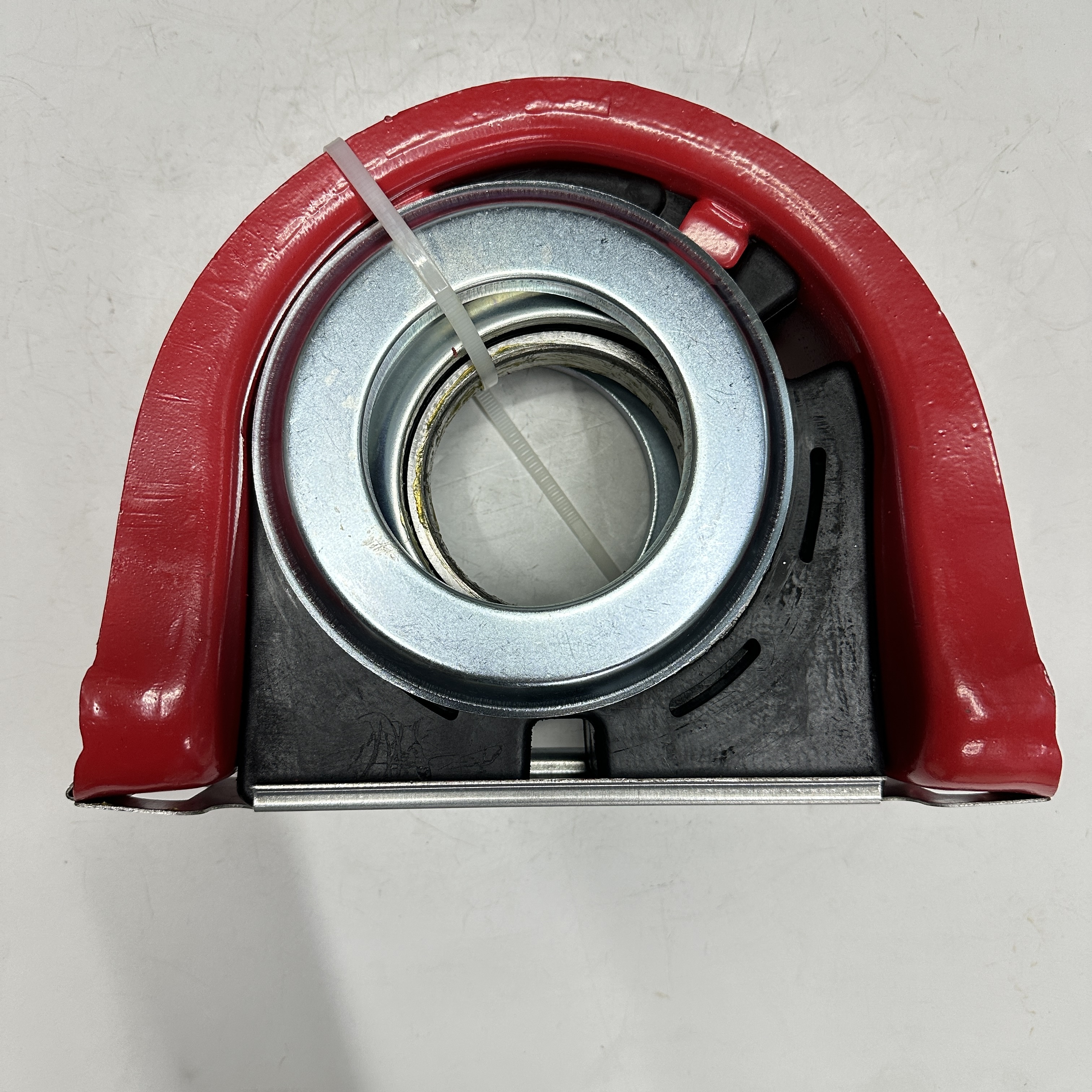 Automotive accessories for Iveco drive shaft center support, drive shaft center bearing BP123-095 full figure