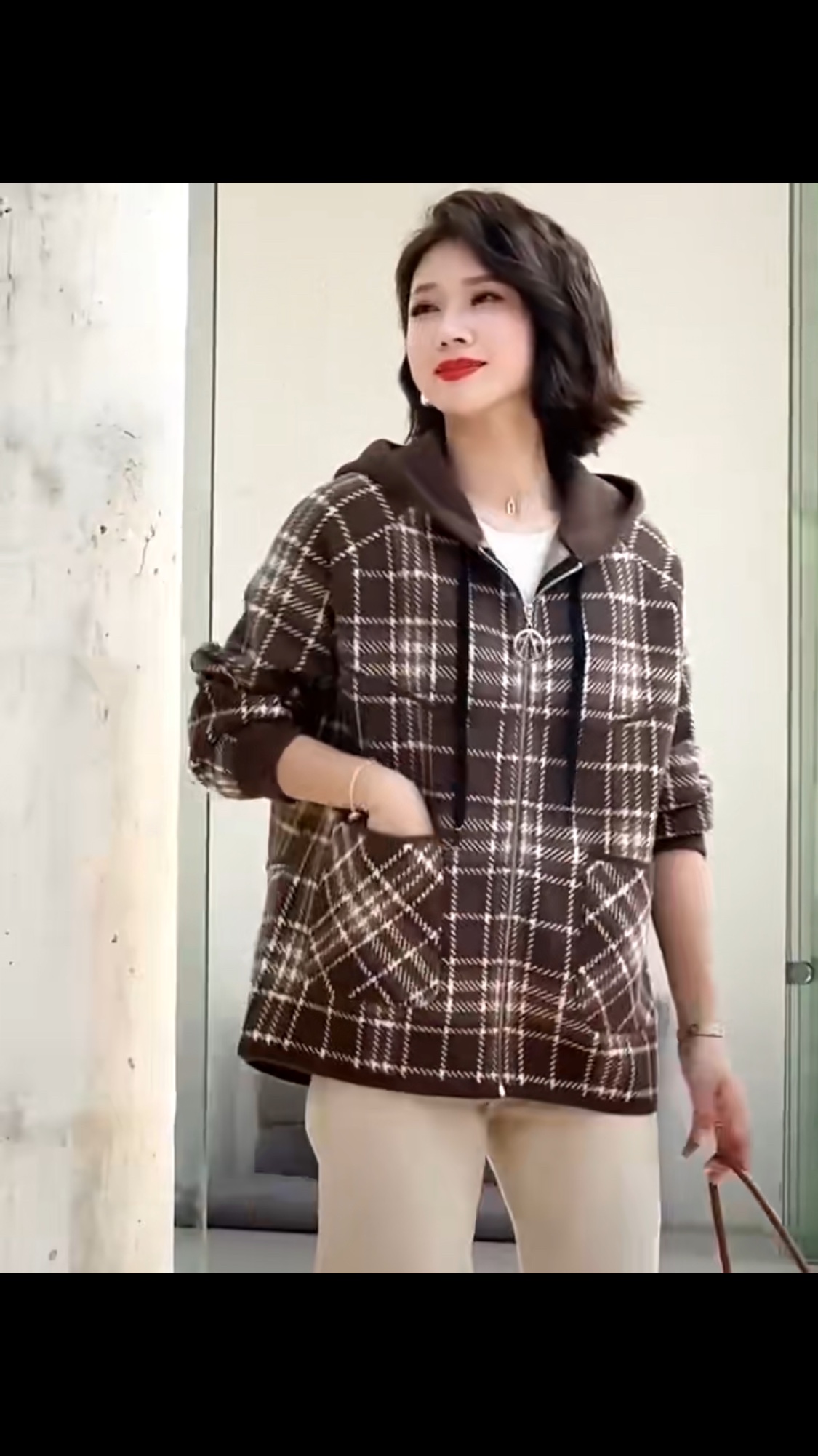 New 2023 Autumn/Winter women's wear! Long-sleeved knitted checkered top, fashionable and warm. You will definitely regret not buying it! Limited-time flash sale! Miss it and you'll have to wait another year!