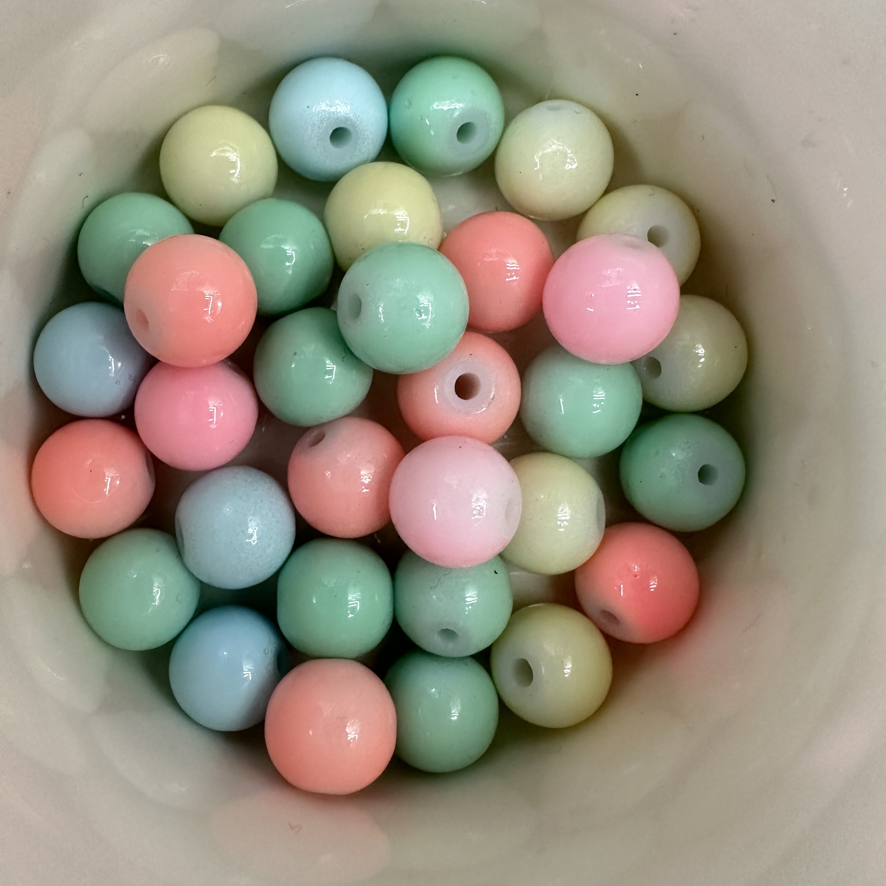10mm manufacturer wholesale macaron glass round beads, glass beads, children's diy handcrafted accessories, loose beads wholesale Application Scenario