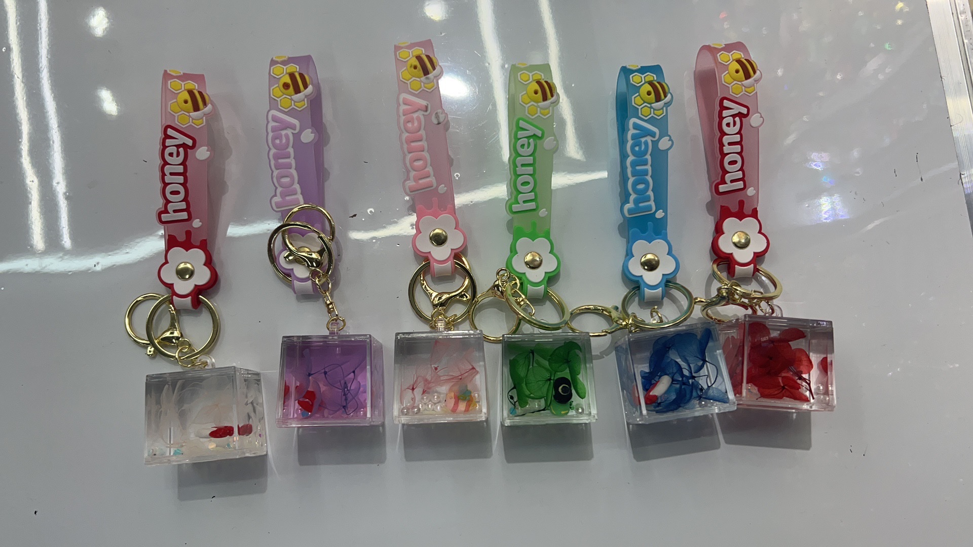 钥匙扣挂件入油产品