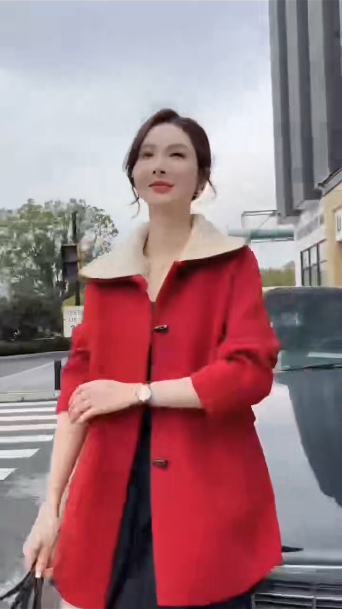 New 2023 Autumn/Winter women's wear! Red long-sleeved knitted lapel top, fashionable and warm. You'll regret it if you don't buy it! Limited-time flash sale! Place your order now! details Picture