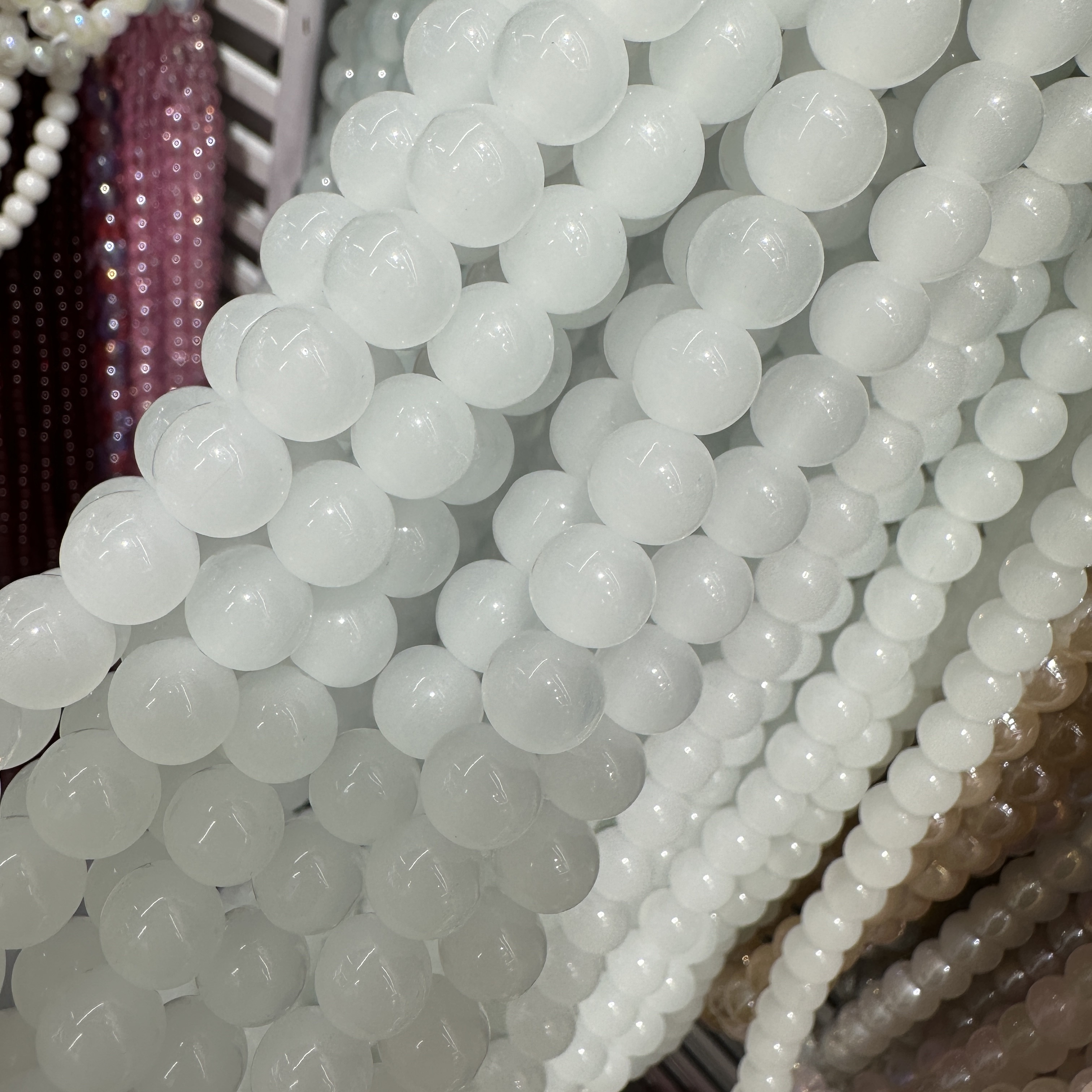 Wholesale of new 10mm natural color glass beads diy jewelry accessories. Live-streamed wholesale of popular glass beads on Xiaohongshu, green jade, fruit green jade, white jade, olive green Specification image