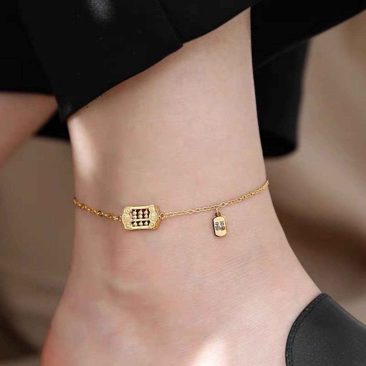 New gold titanium steel abacus Fu brand plated 18K gold anklet female summer does not fade small light luxury foot chain Specification drawing