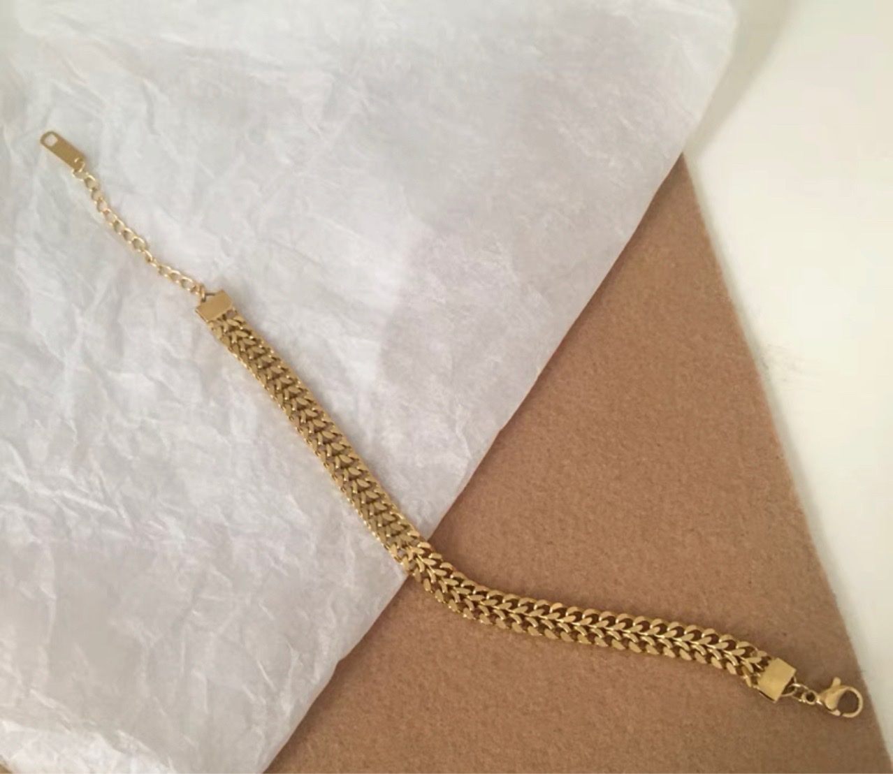 Light luxury high sense titanium steel braided bracelet female niche design simple fashion everything Specification drawing