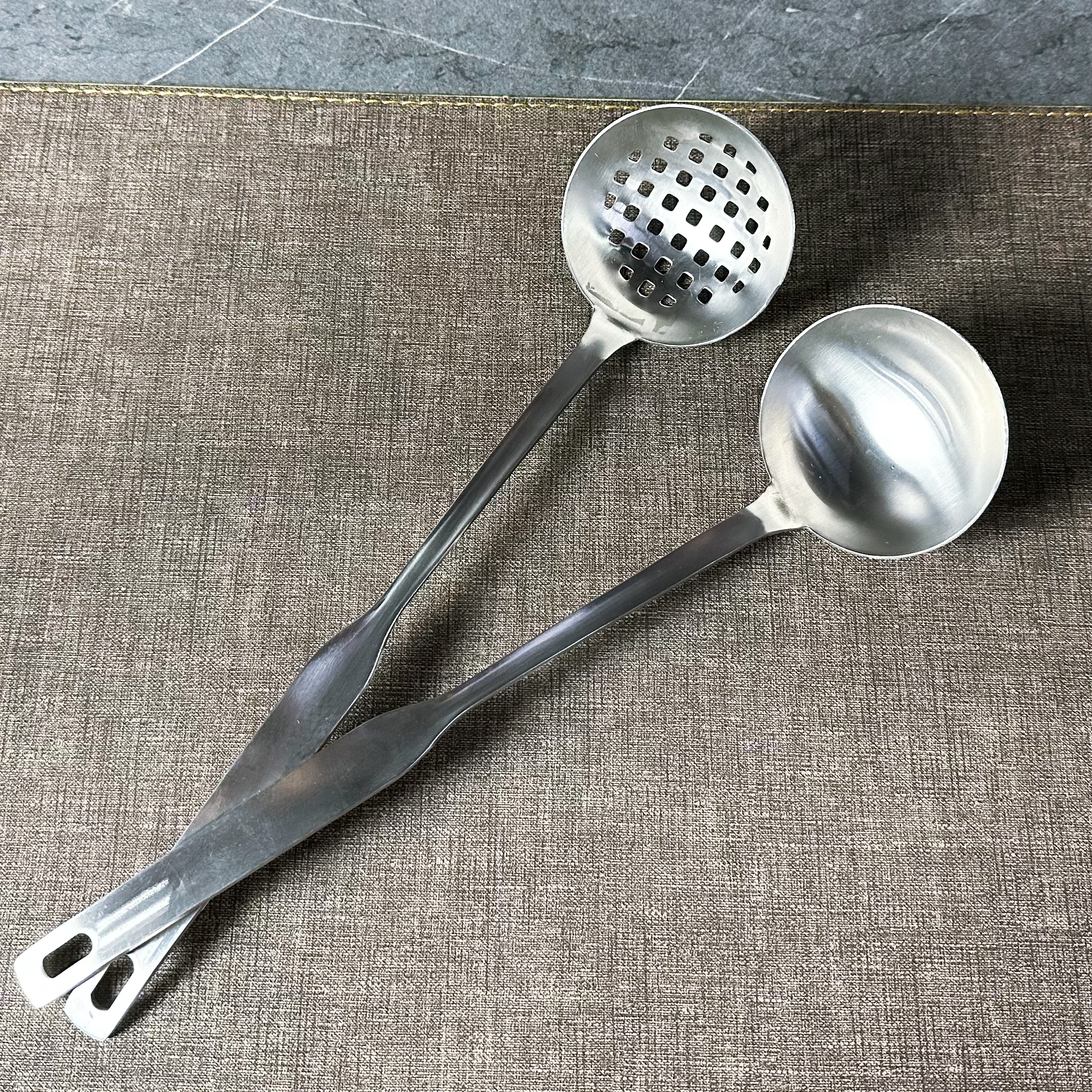Two-piece set of 7cm stainless steel matte soup spoons, hotel and restaurant kitchen cookware and tableware, for home and commercial use Specification image