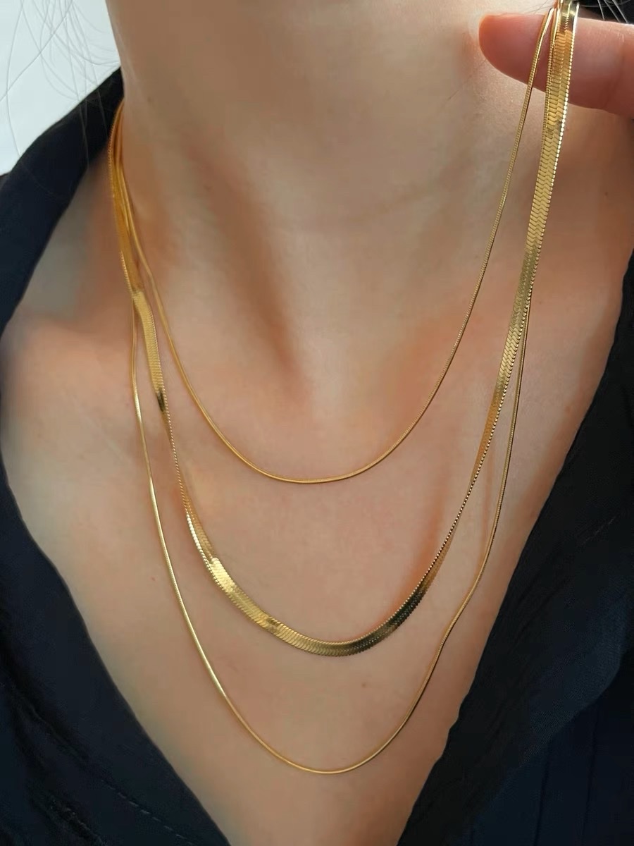Niche design three layer wear snake bone chain titanium steel 18K gold long necklace personality cold sweater chain female thumbnail