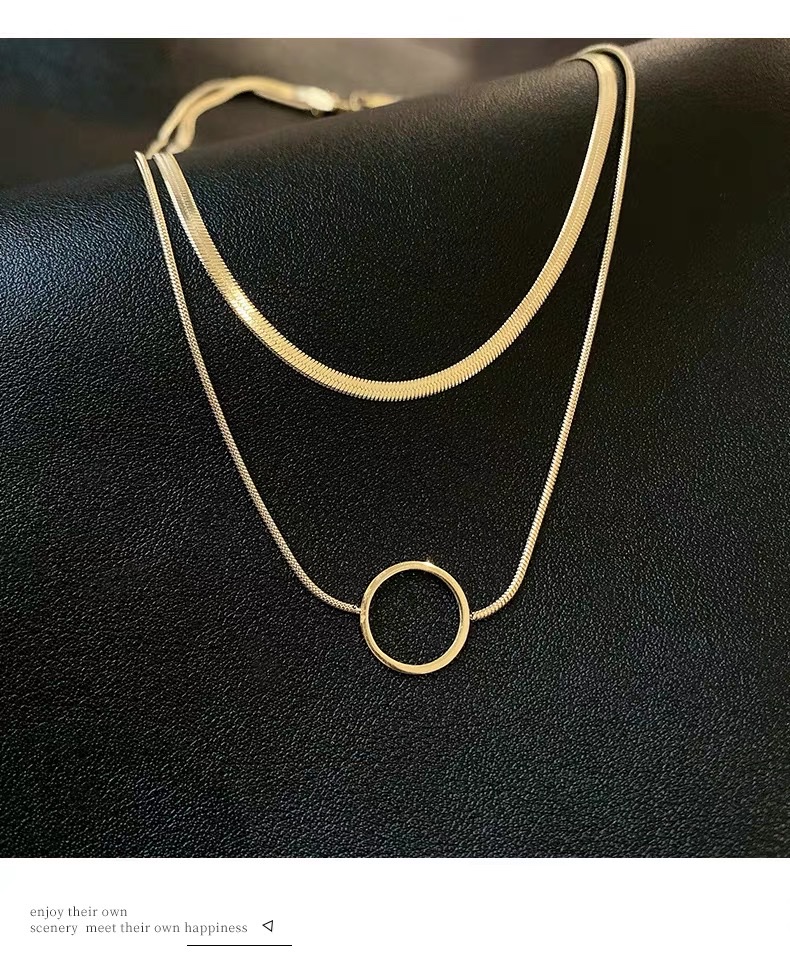 Temperament Roman round pendant female titanium steel ins cold wind clavicle chain thumbnail